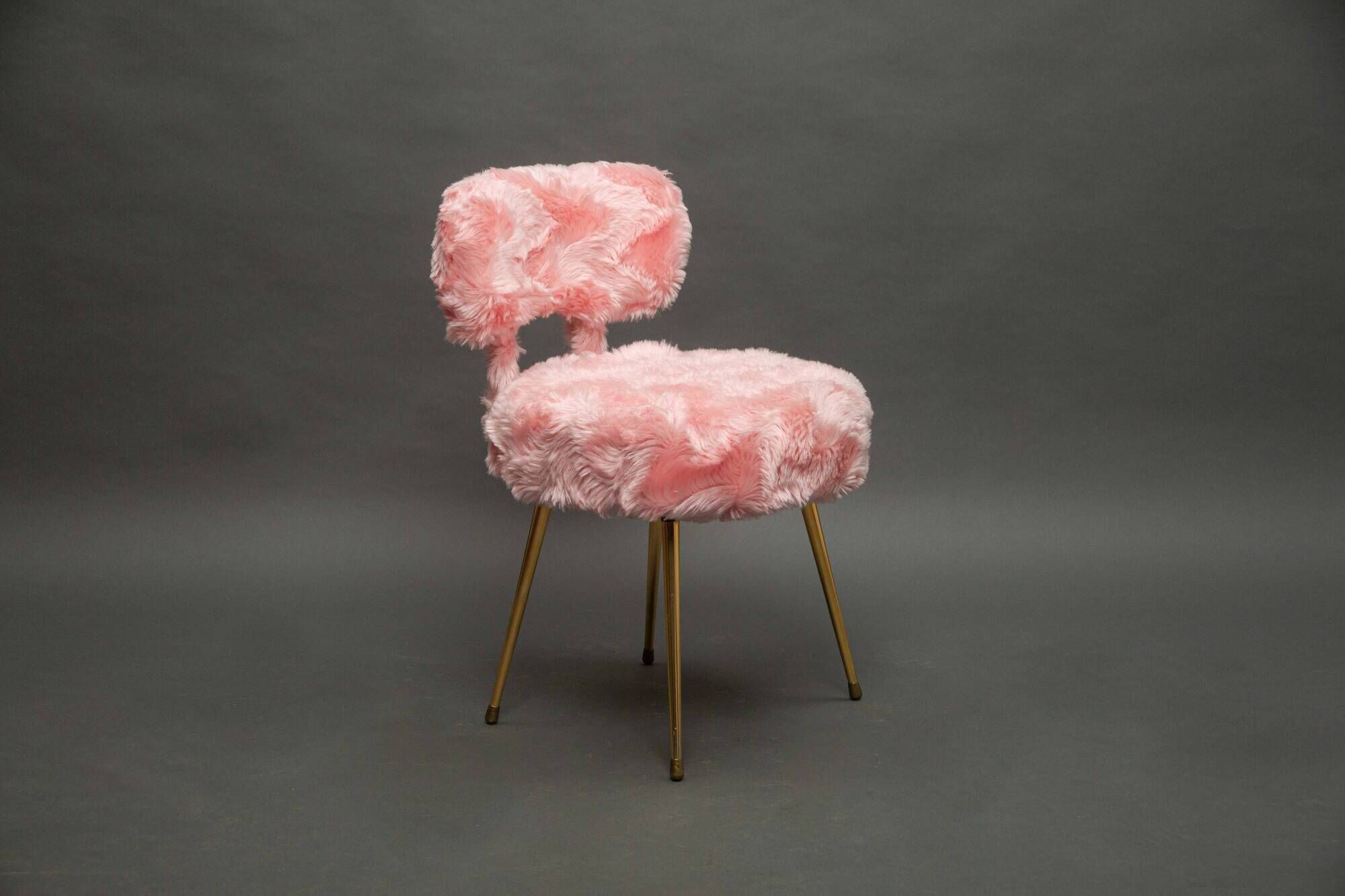 Pair of pink Pelfran moumoute chairs from the 60s and 70s