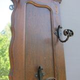 Locker room wall Tavern