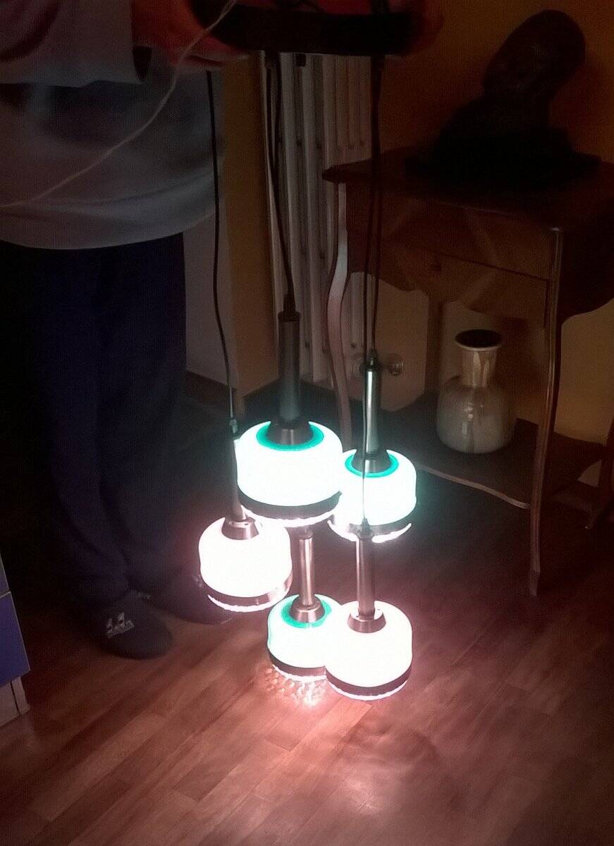 Suspension en verre de Murano vert et blanc de Vistosi Italie 1960