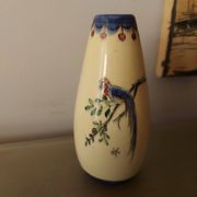 Vase art déco signé , décor oiseau de paradis