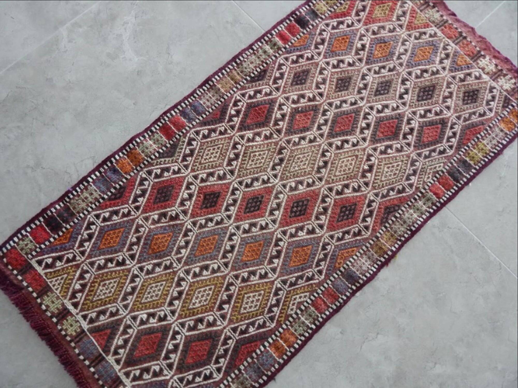 Vintage Turkish kilim handwoven 51x104 cm