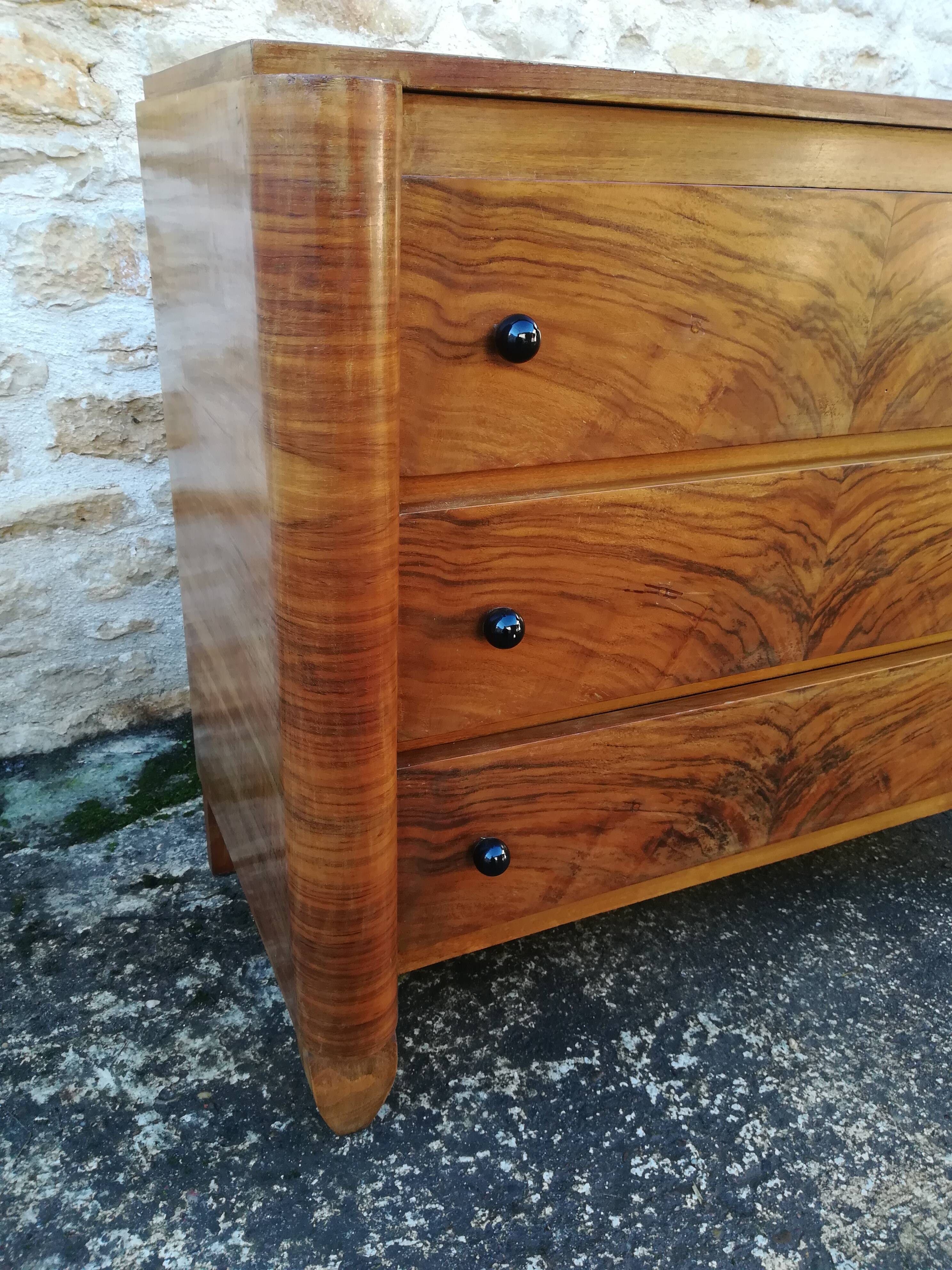 Vintage chest of drawers