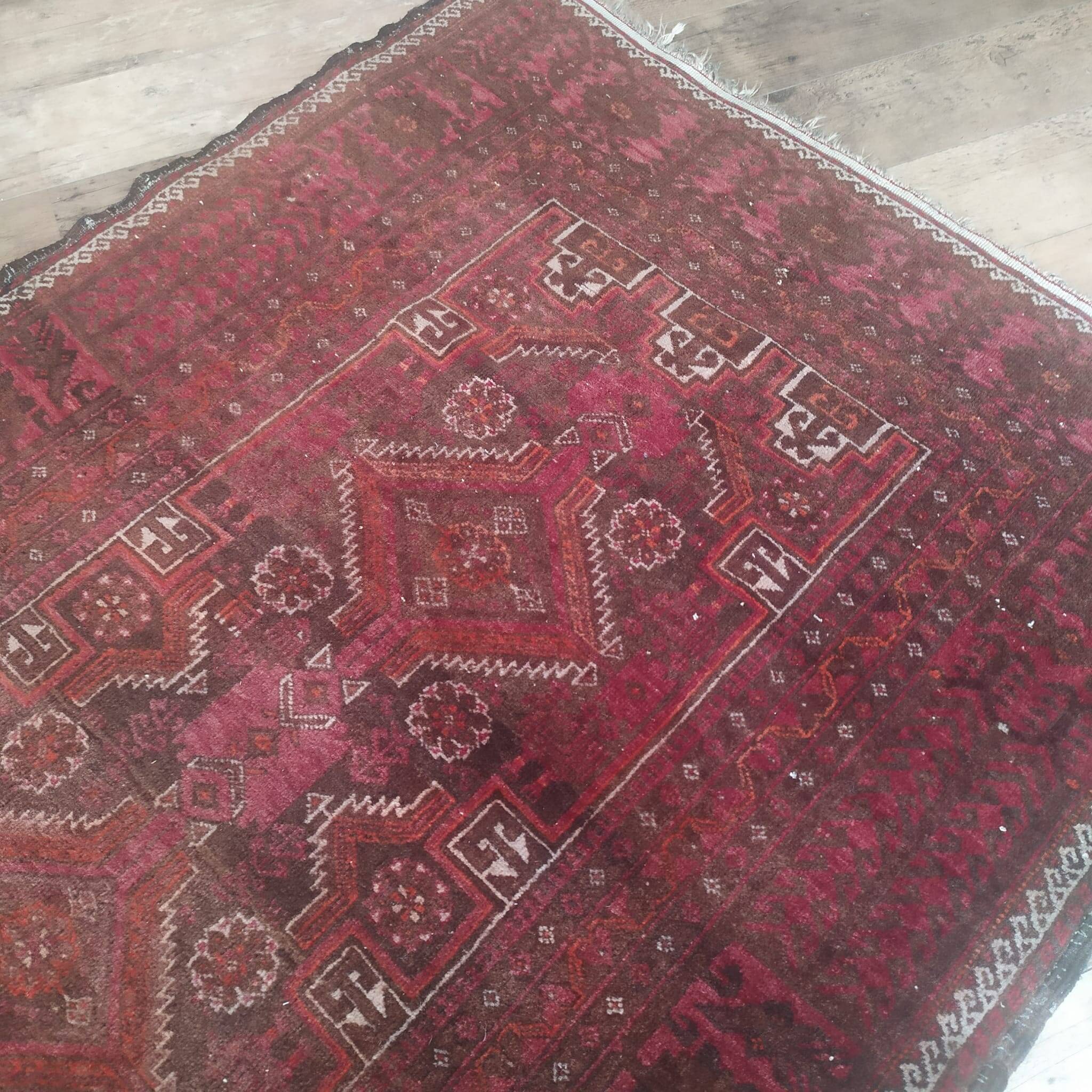 Hand-knotted Persian Beloutch rug in pure wool 200×100