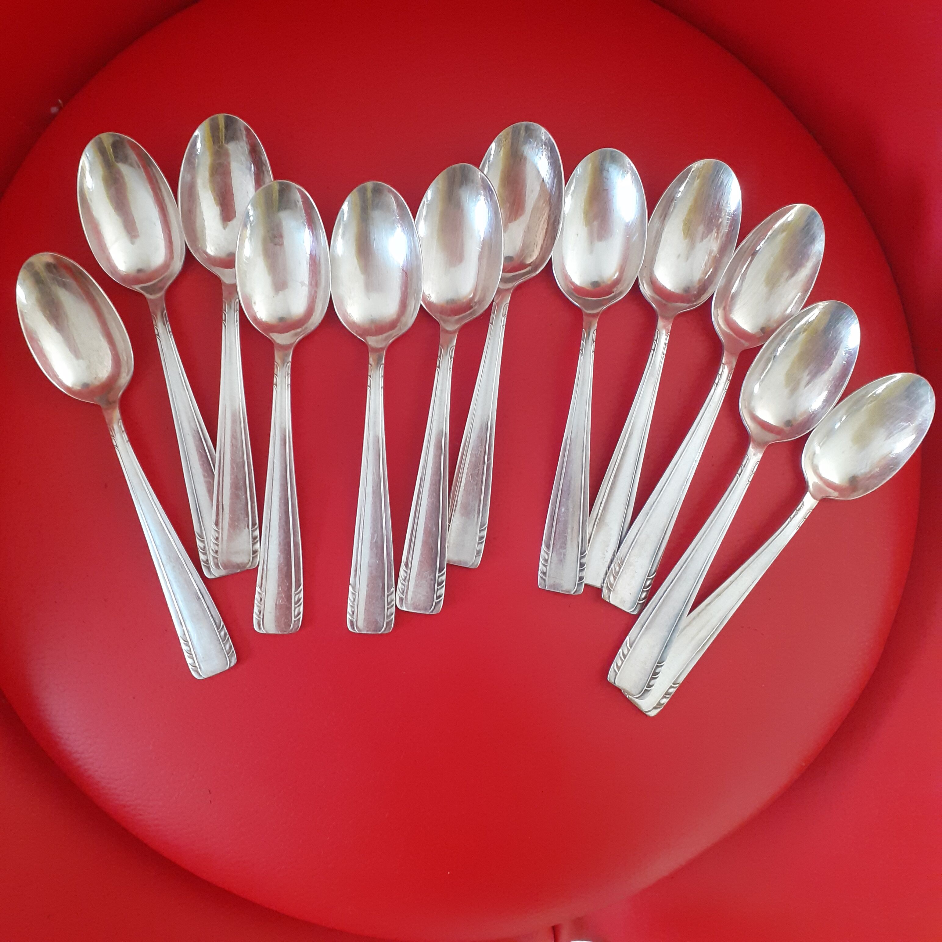 12 dessert spoons in silver metal from the 60s