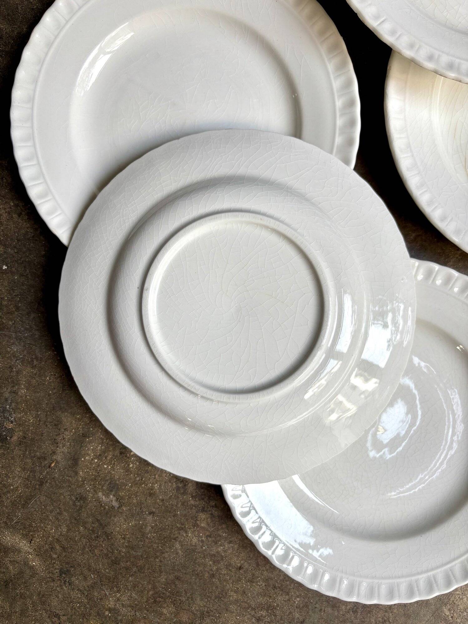 6 white earthenware dessert plates