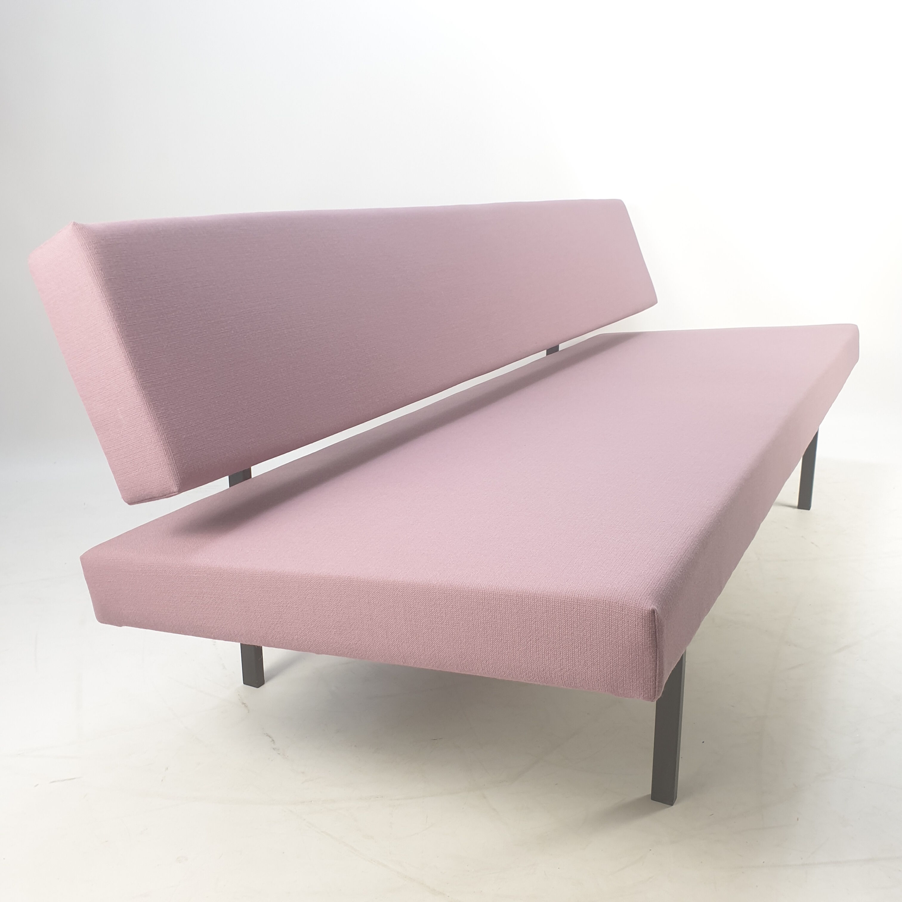 Sleeping sofa by Gijs van der Sluis for Gispen 50