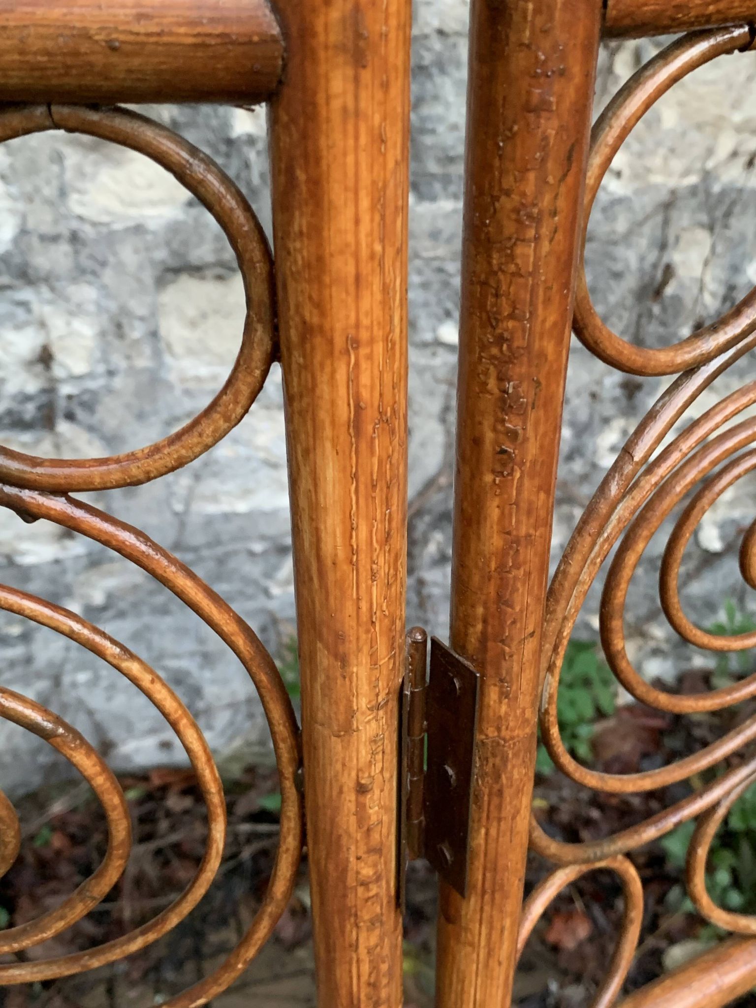 Paravent en rotin courbé vintage 1960