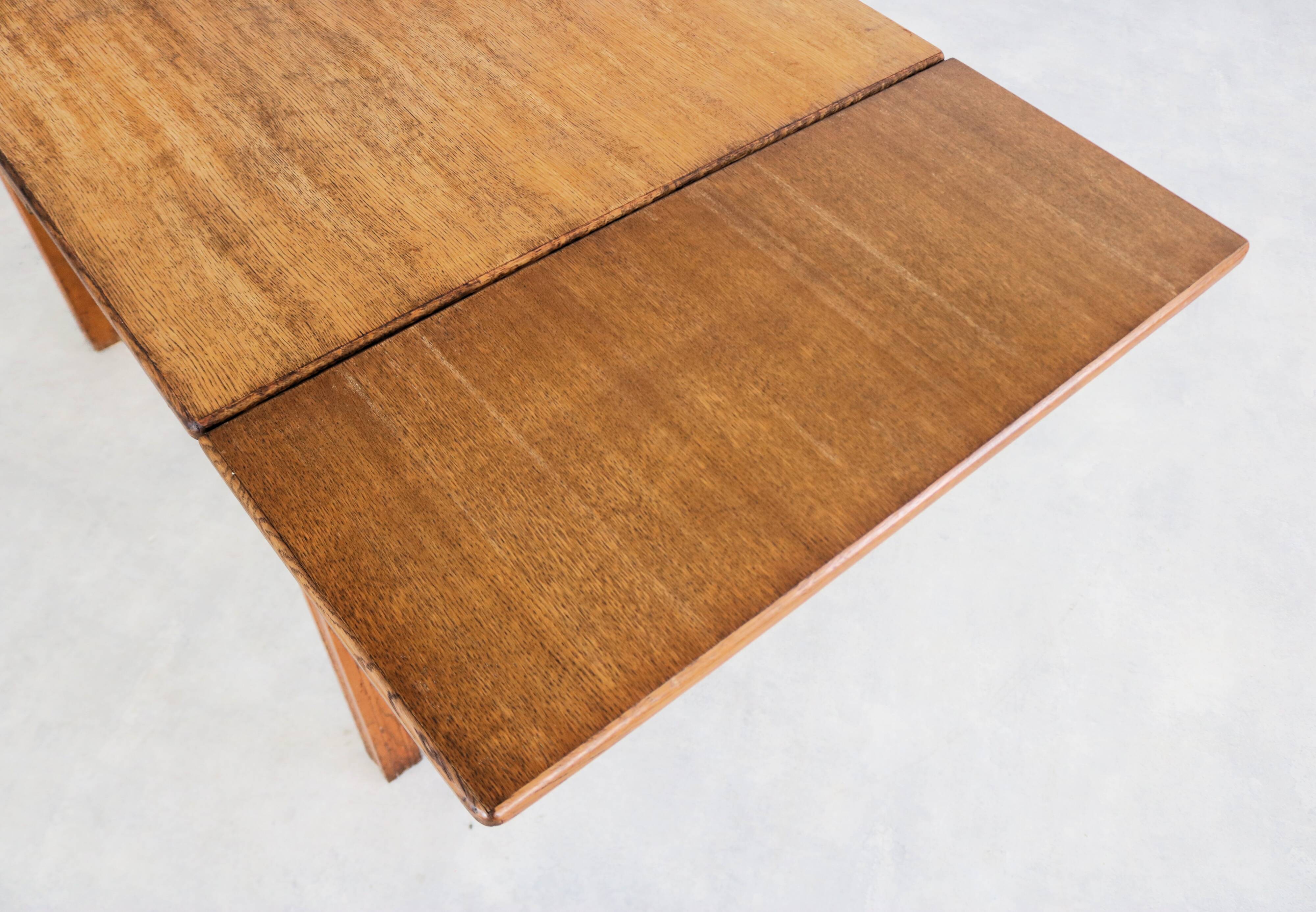 Art Deco dining table | table | 1970s | extendable