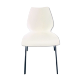 Chaise maui par Vico Magistretti édition Kartell
