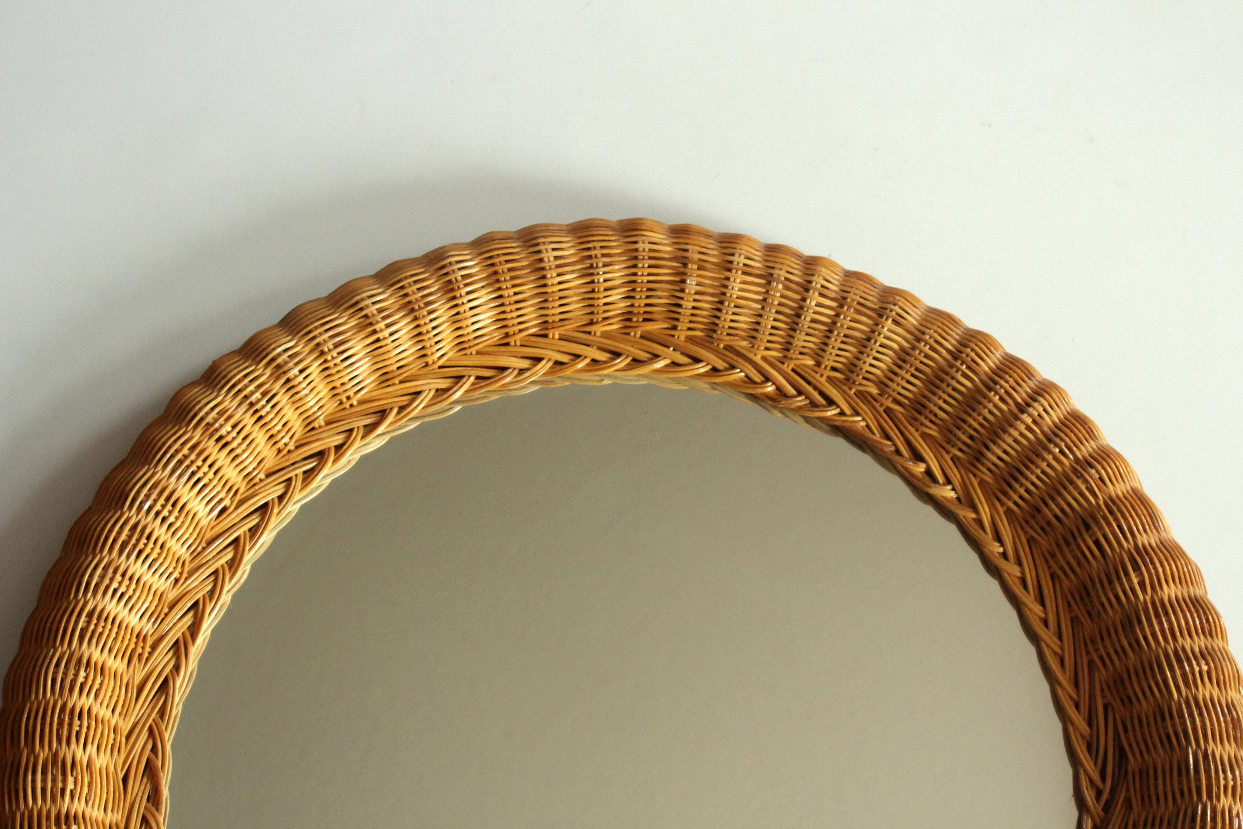 Round rattan (frame) wall mirror - Vintage