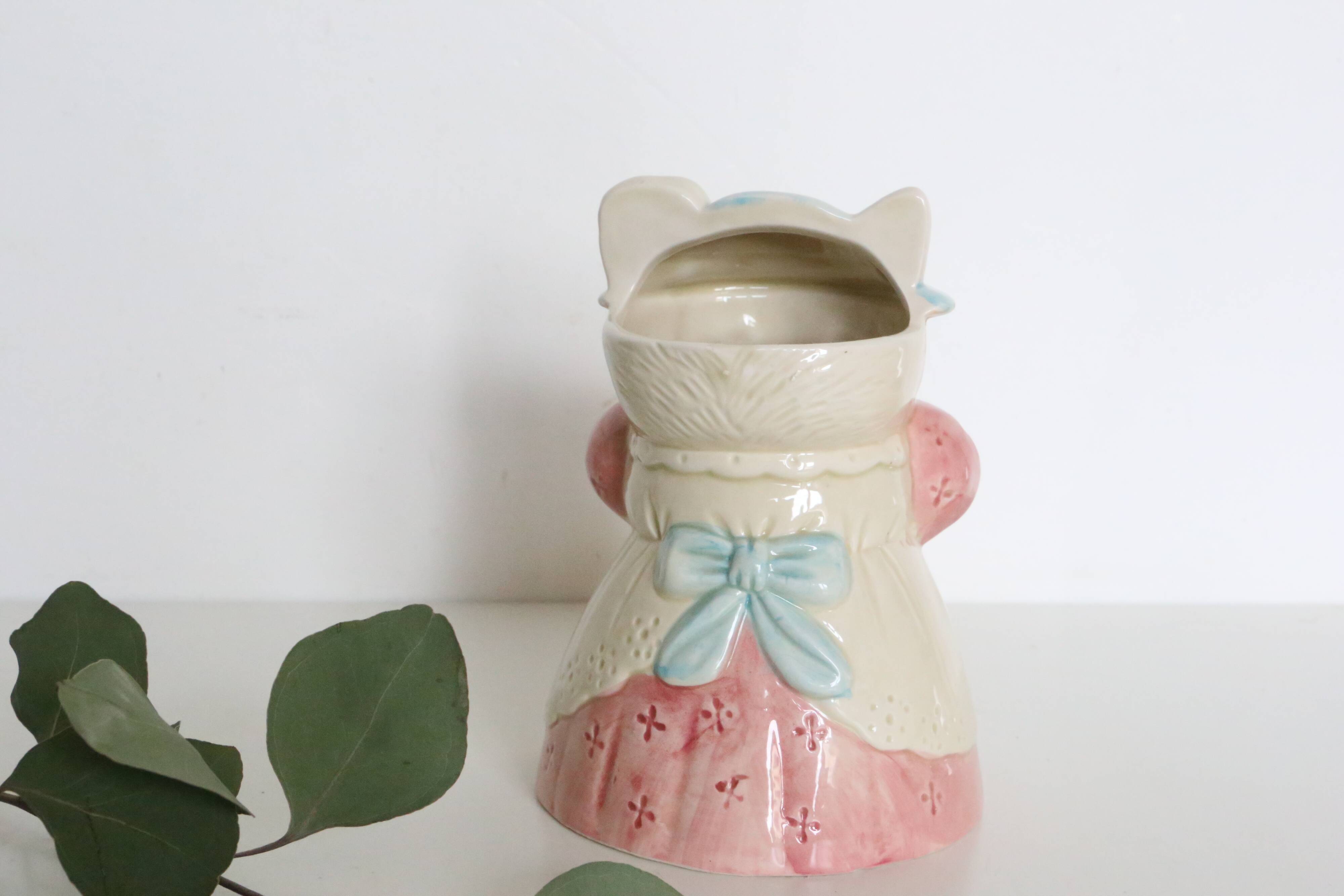 Door kitchen utensils, vintage