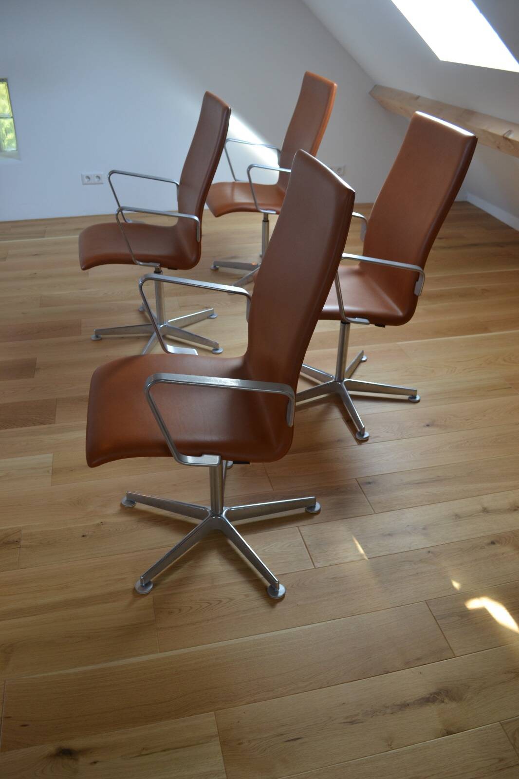 Set of 4 OXFORD chairs by the brand Fritz Hansen