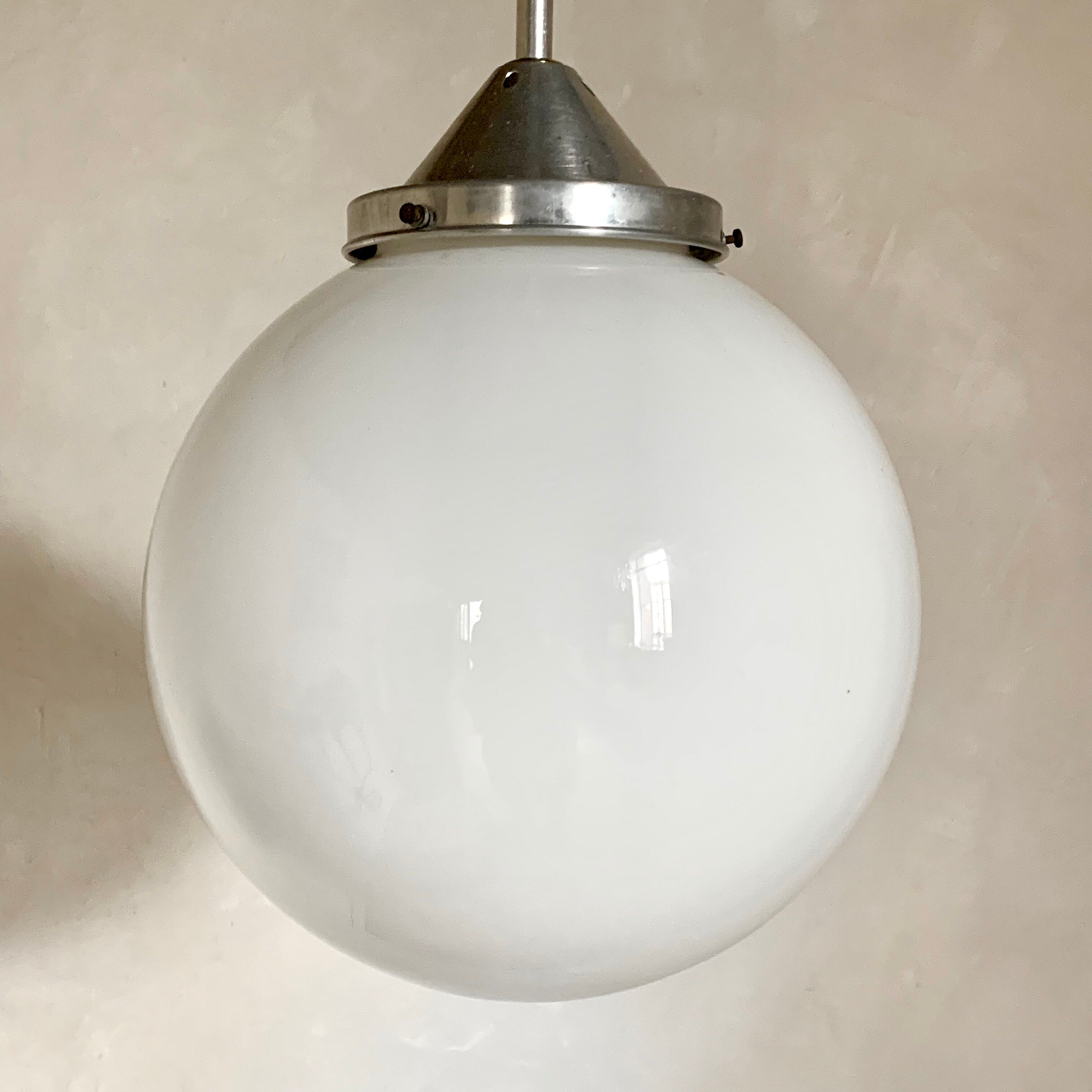Vintage suspension ball opaline white diameter 30 cm