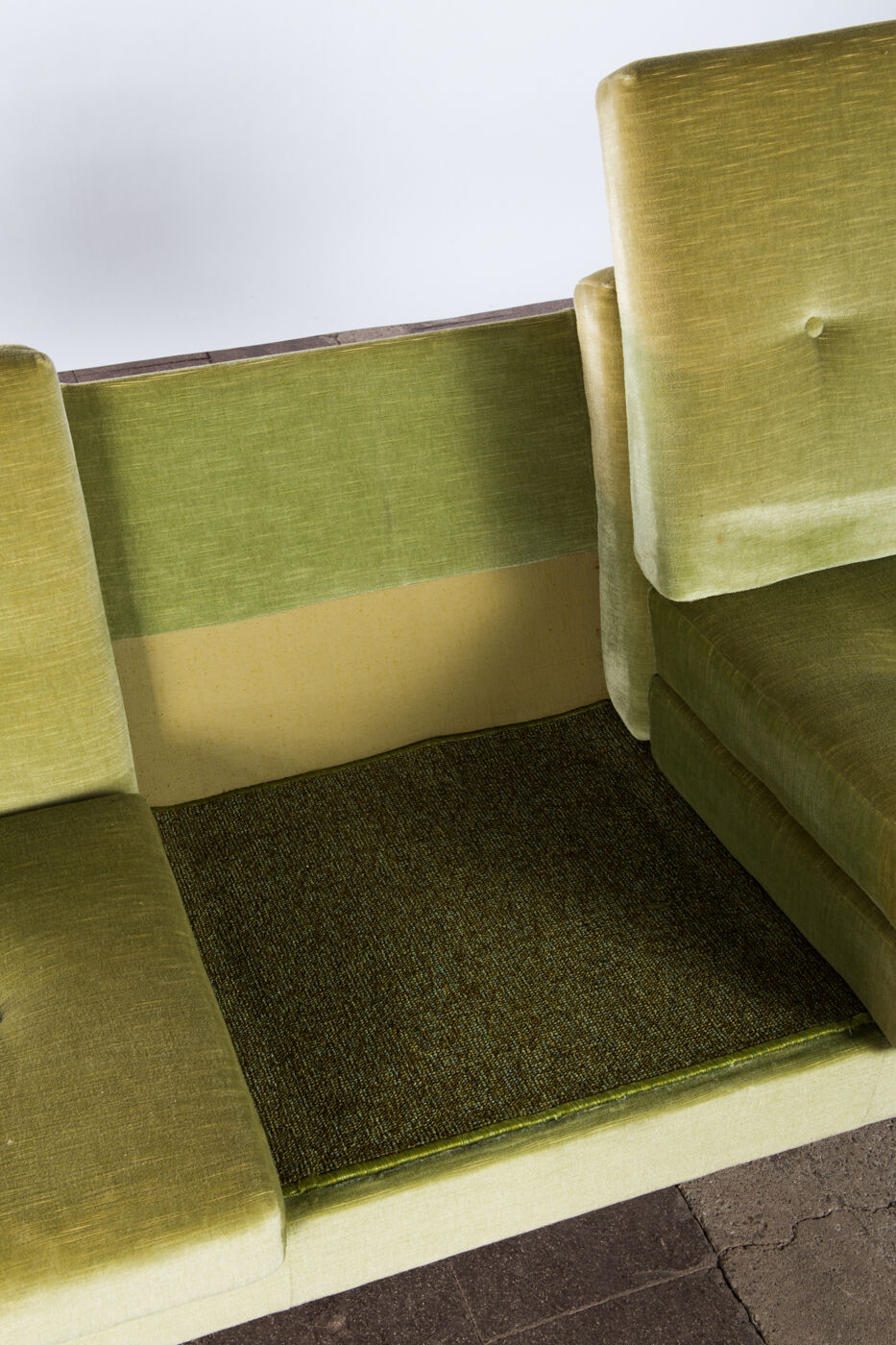 3 seater velvet sofa