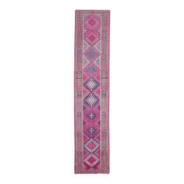 Tapis couloir en laine Oushak en diamant vintage des années 1970