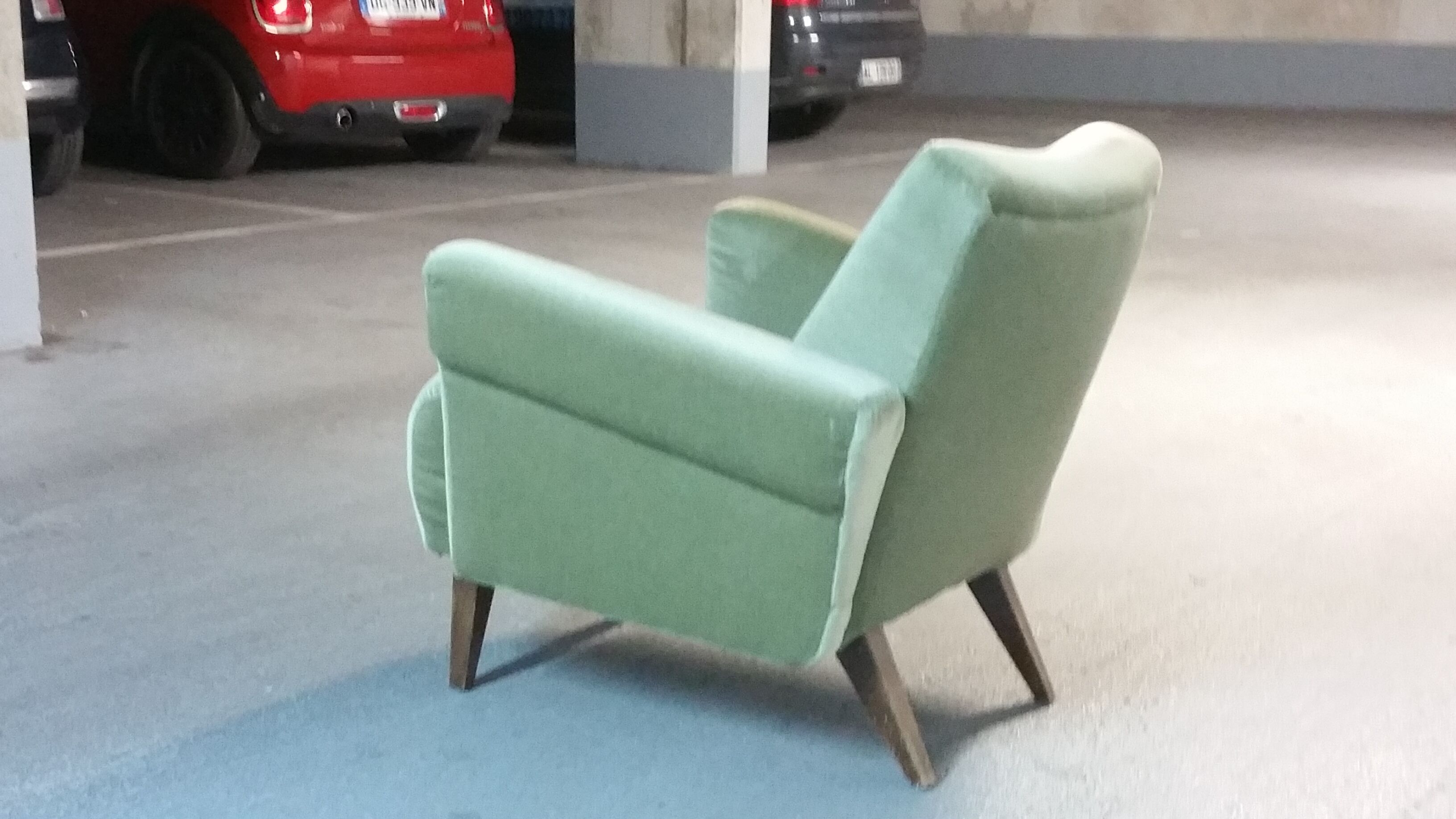 Fauteuil club années 50 60 déjà restauré