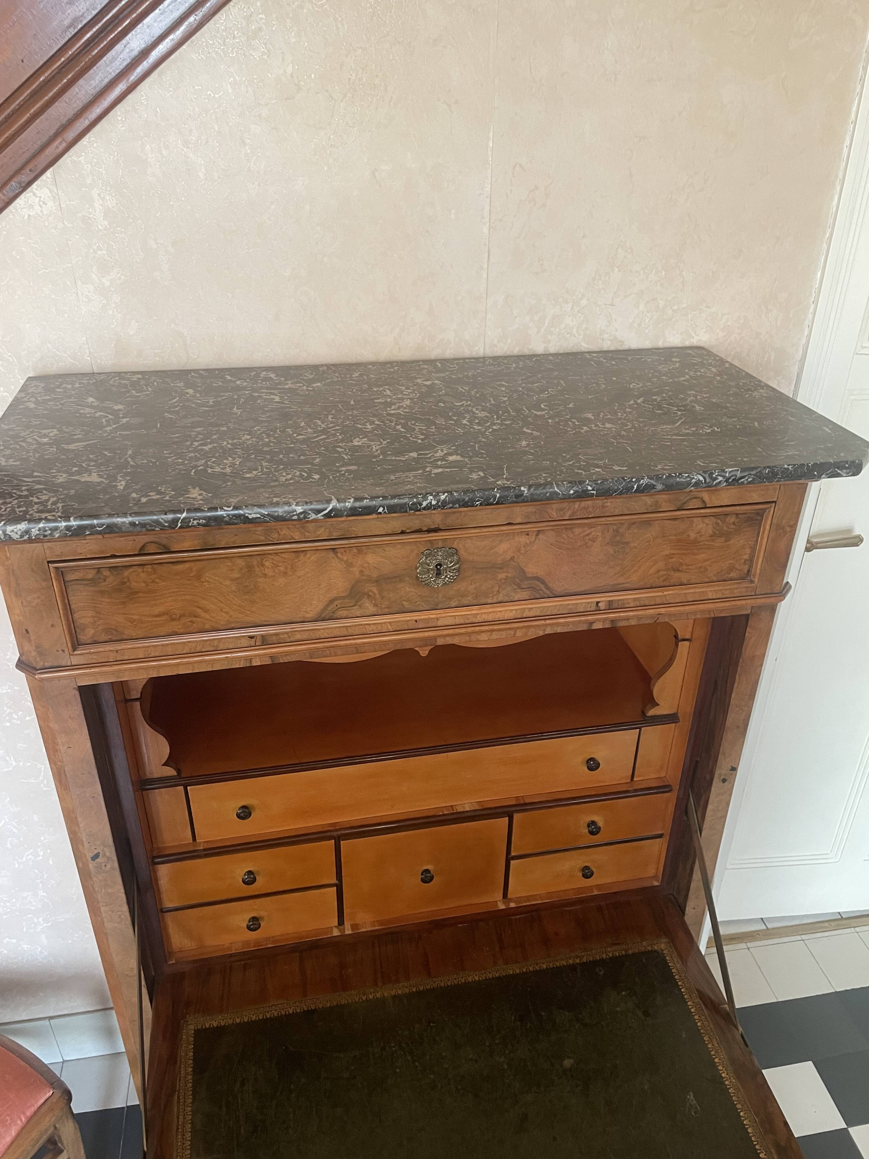 Secrétaire Noyer ancien Mi XIX