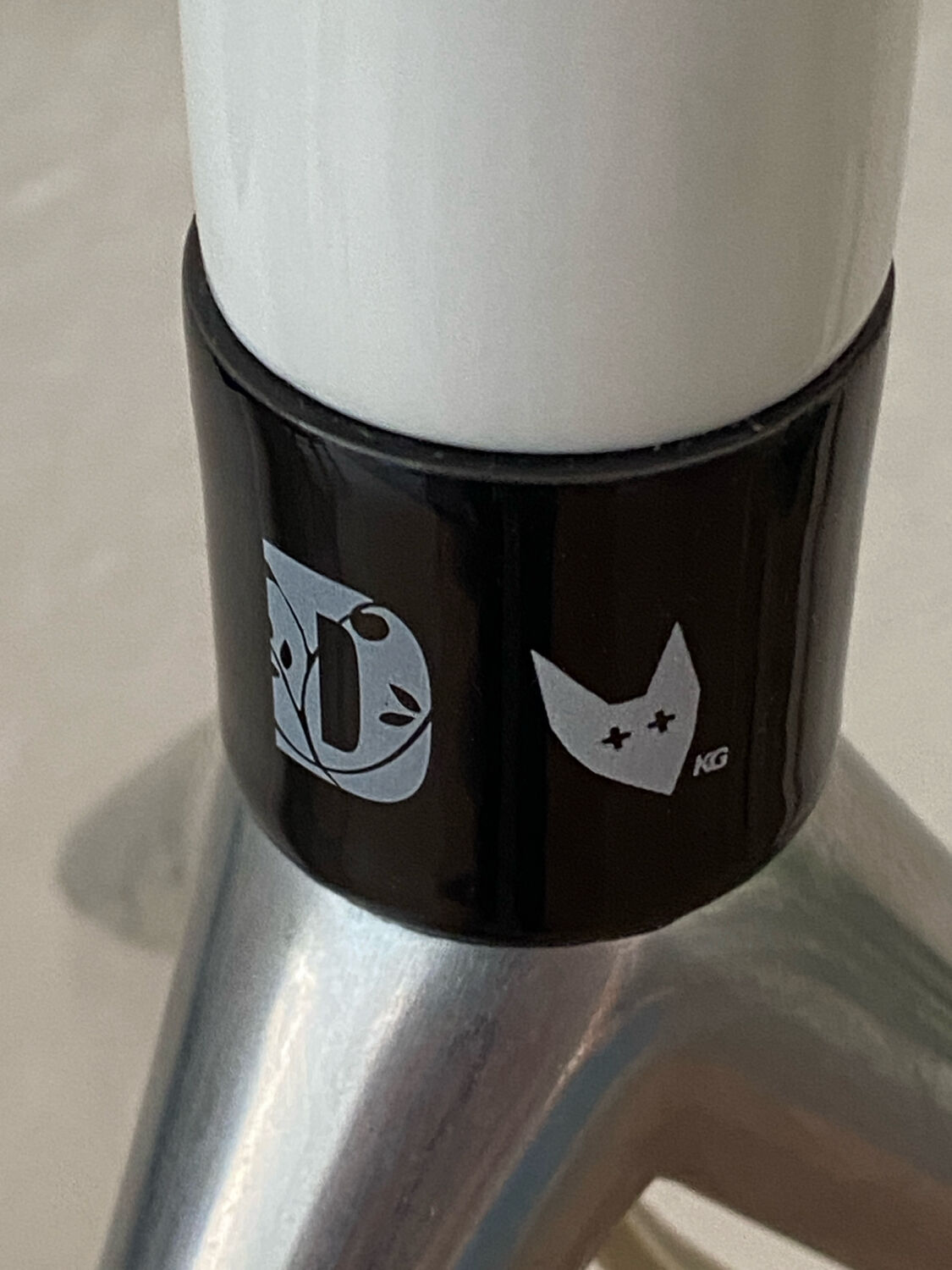 Lamp base, rocket shape, Deshoulières porcelain