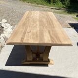 Aerogommée monastery table