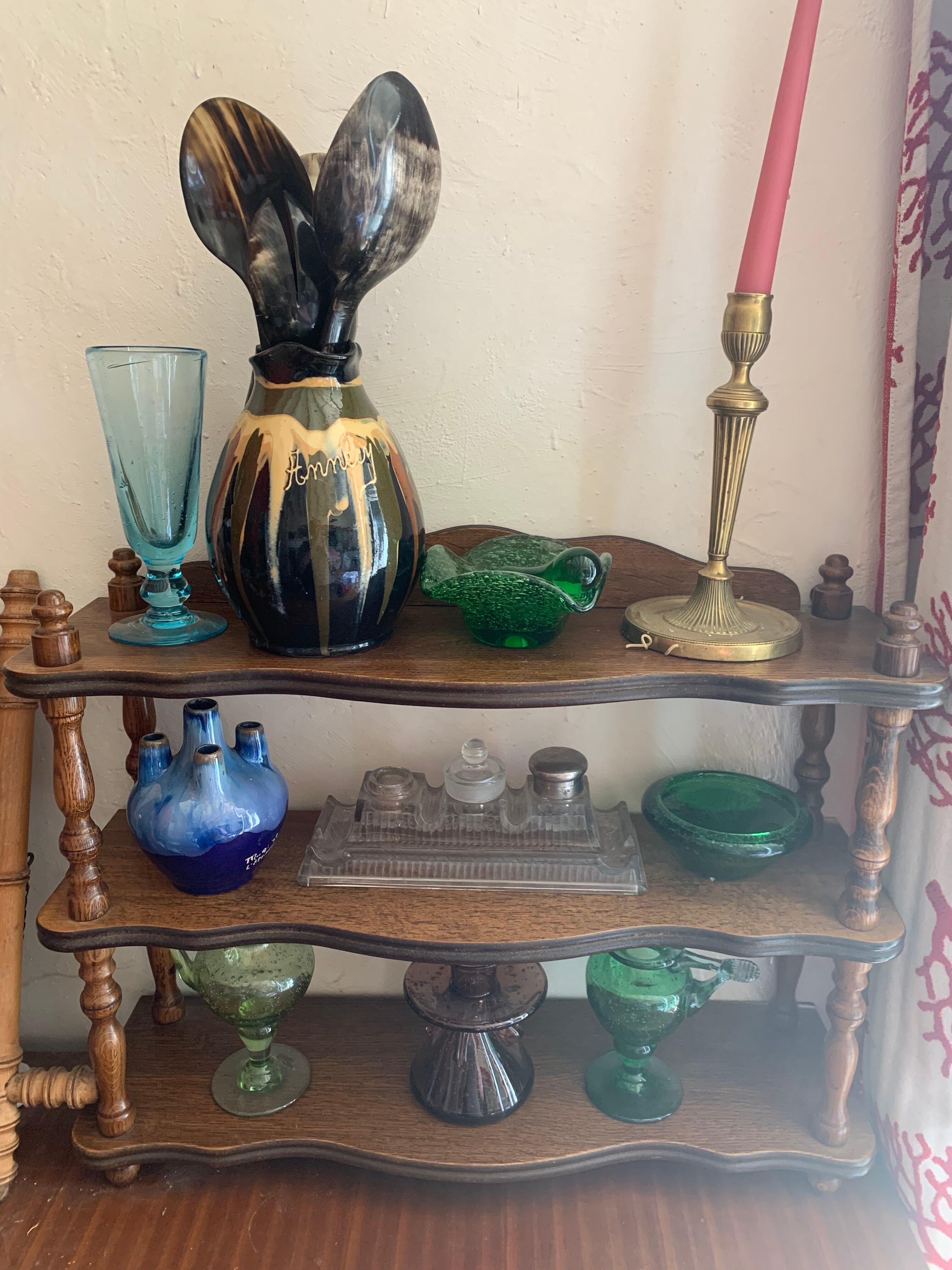 Shelf, 3 shelves, turned wood and vintage varnish