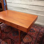 Teak desk design by Nanna Ditzel and Ed Soren Willadsen, 1955.