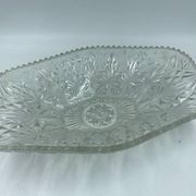 Grande coupe à fruits en verre, taillé et ciselé