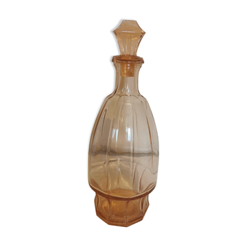 Carfe art déco en verre couleur ambre