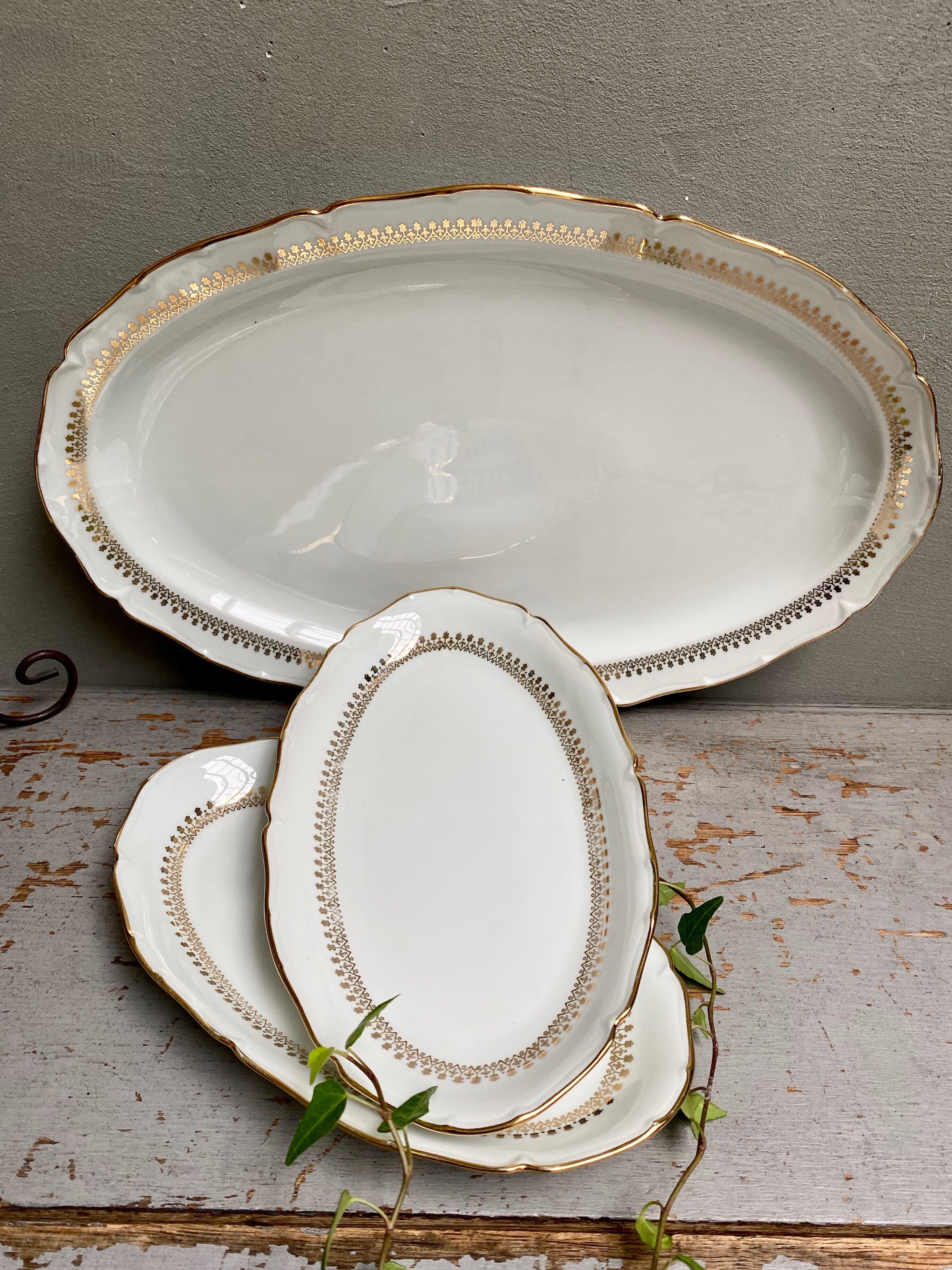 Porcelain dishes from Sologne