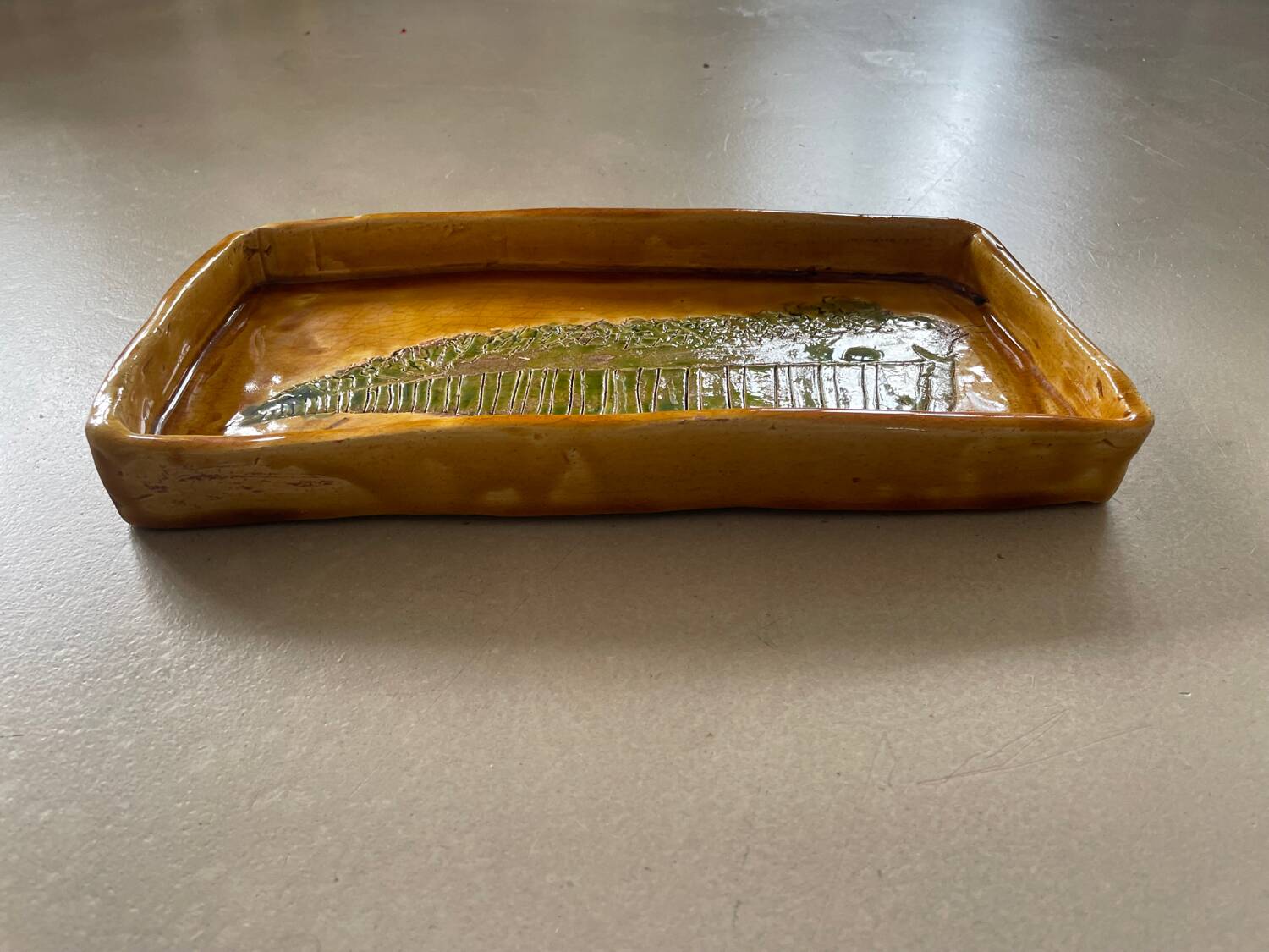 Ceramic dish signed Arlette