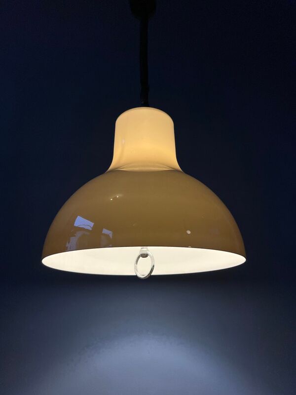 Suspension Space Age en verre acrylique