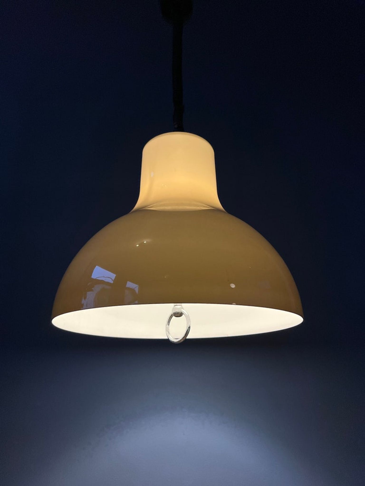 Suspension Space Age en verre acrylique