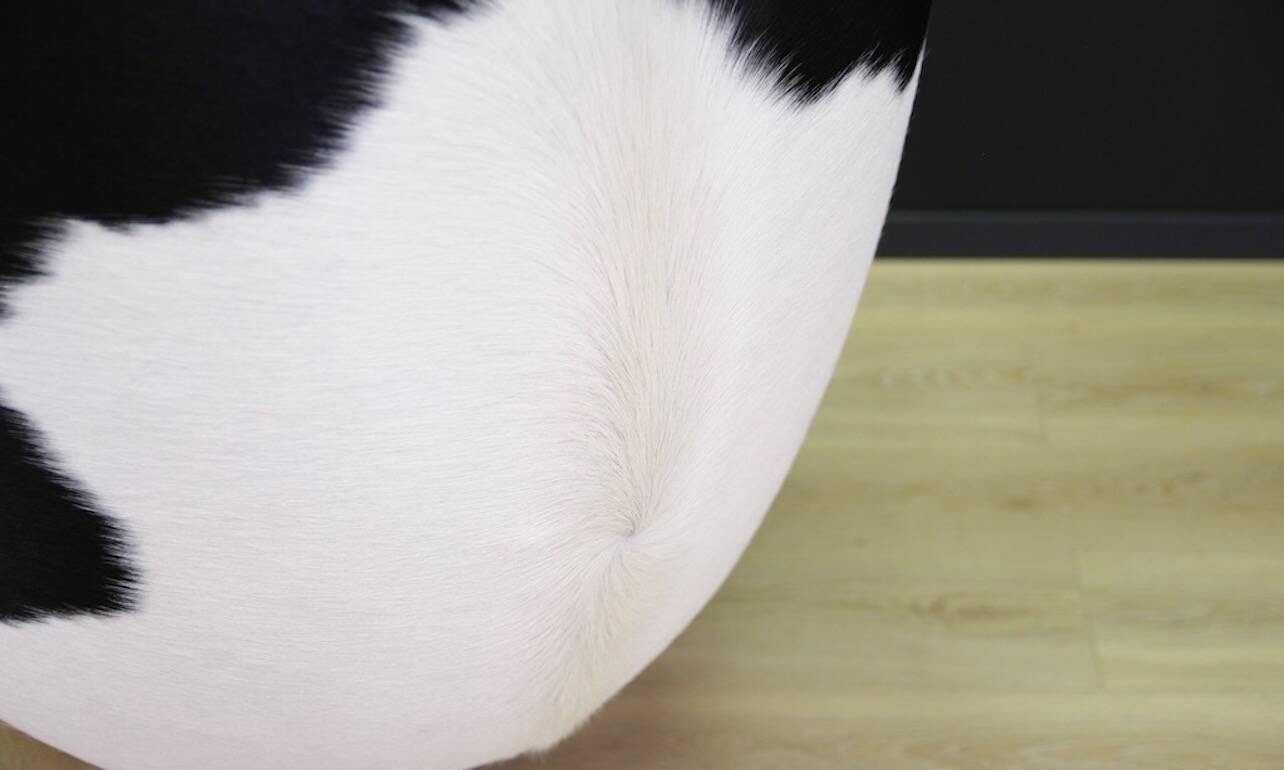 Egg chair de Arne Jacobsen en cuir de vache