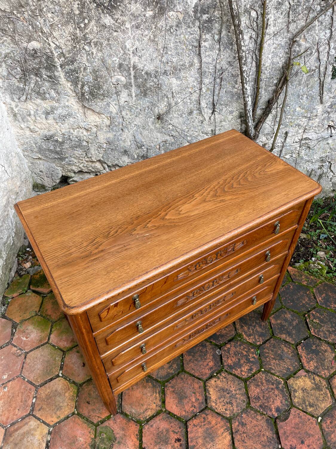 Vintage antique chest of drawers