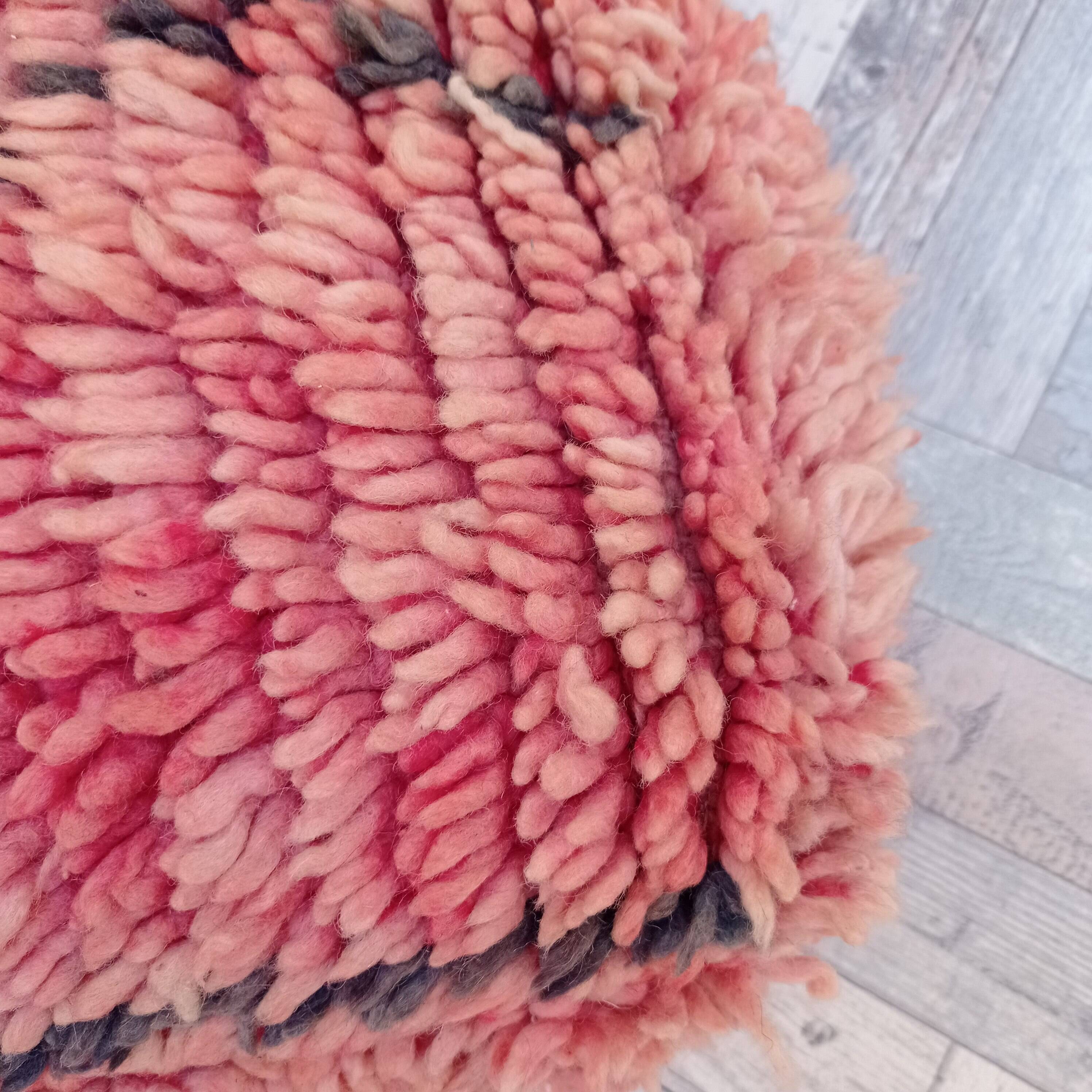 Handmade Berber pouf in wool 60 X 60 X 20 CM