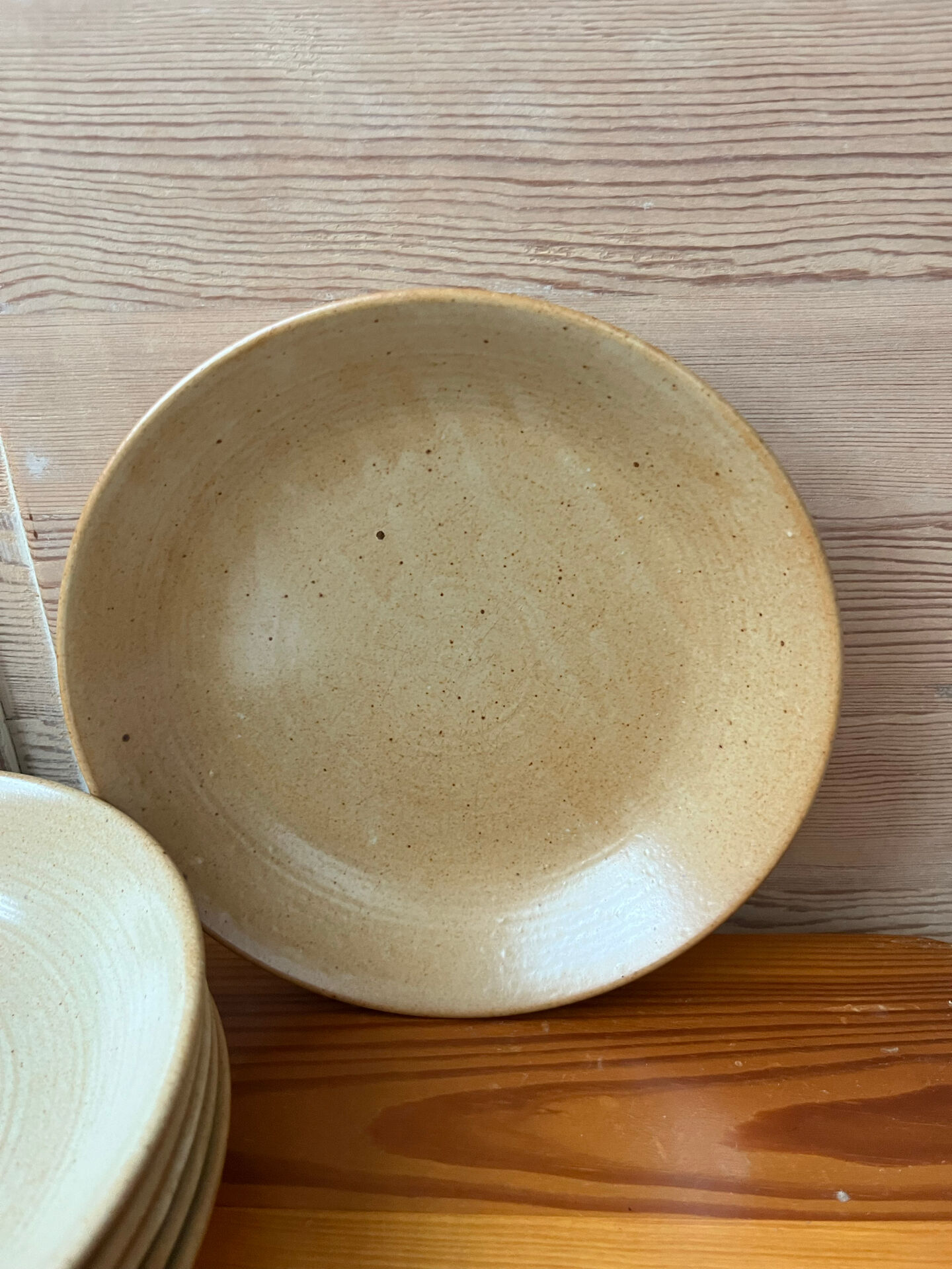 6 deep plates in stoneware