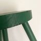 Tabouret trépied peint