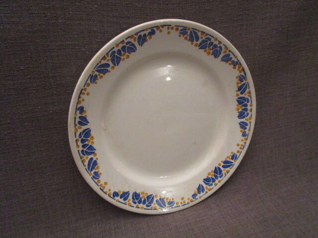 6 antique plates art-deco in earthenware of montereau decor model "colette"