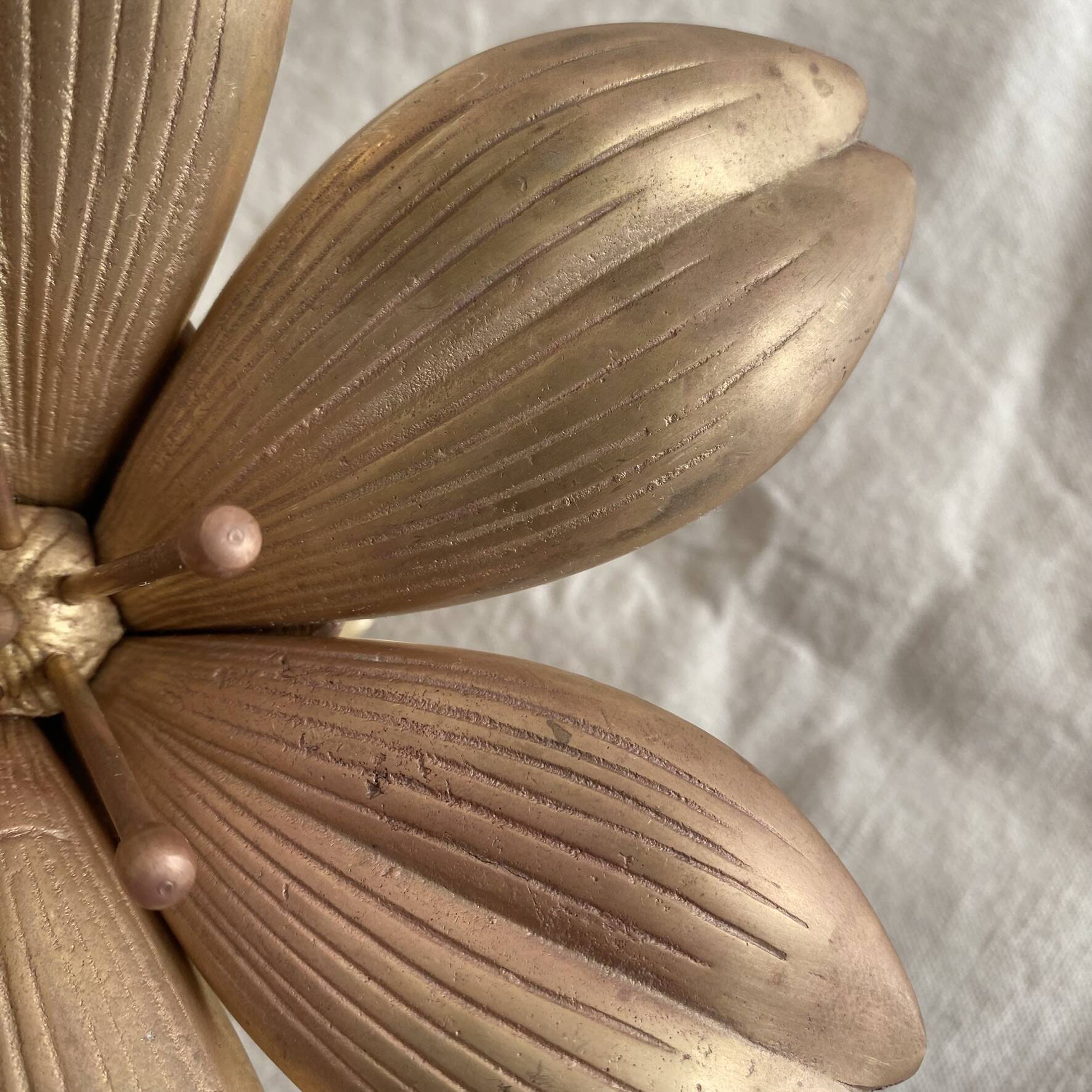 Brass flower, ashtray petals from the 60s-70s.