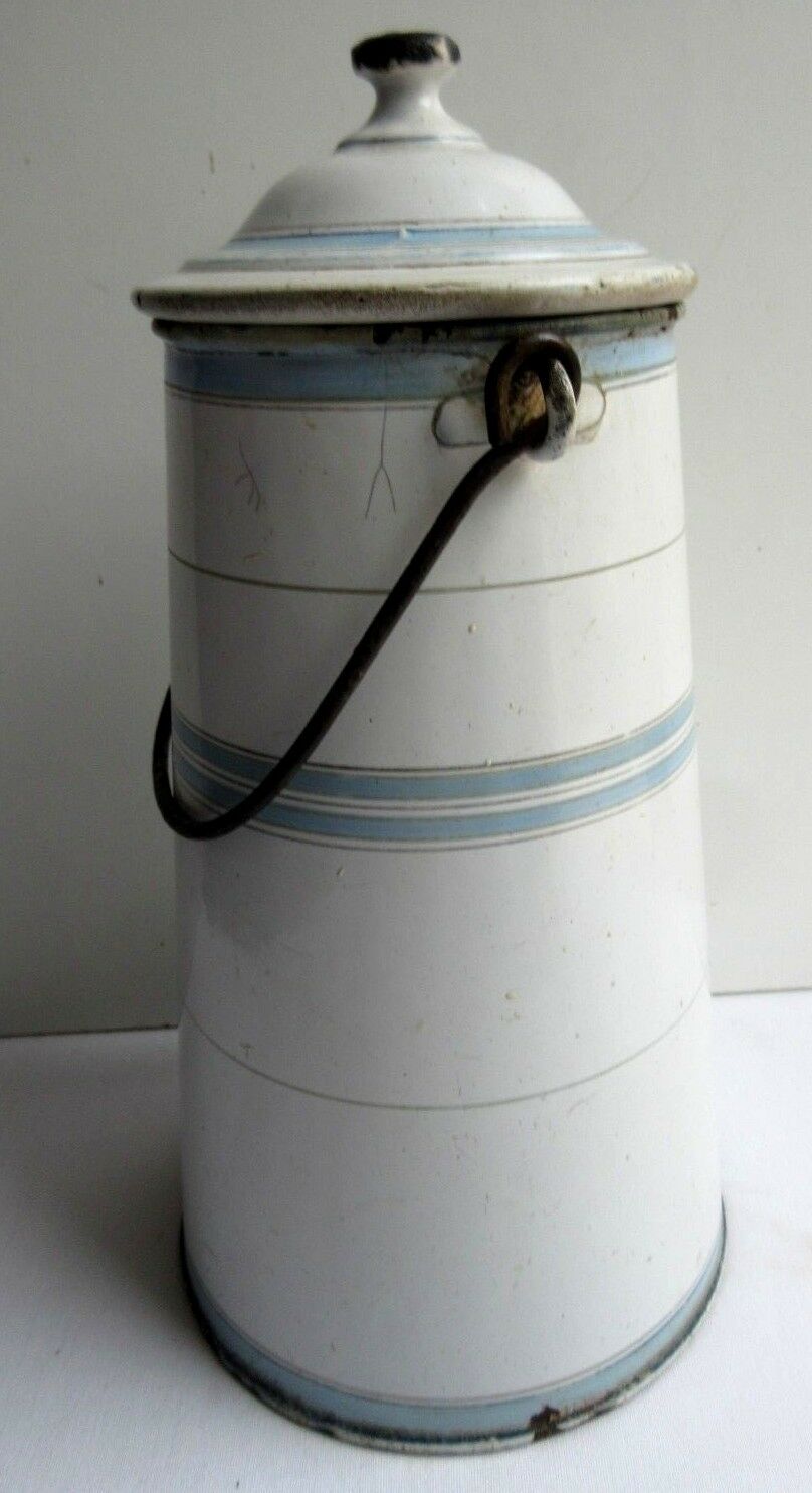 Art Deco milk pot, white and blue enamelled milk plate signed Etoile PEN