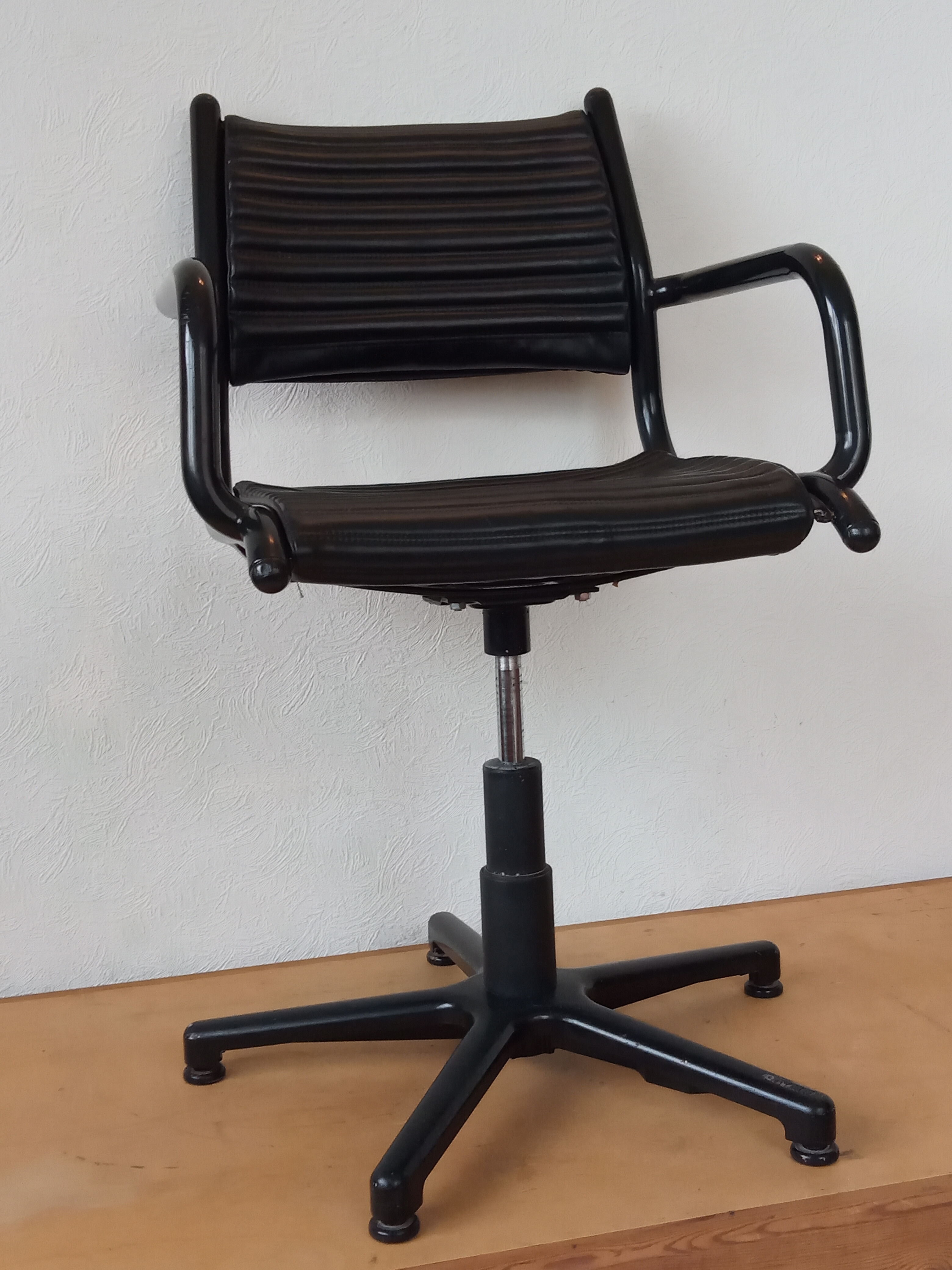 Office chair Olymp