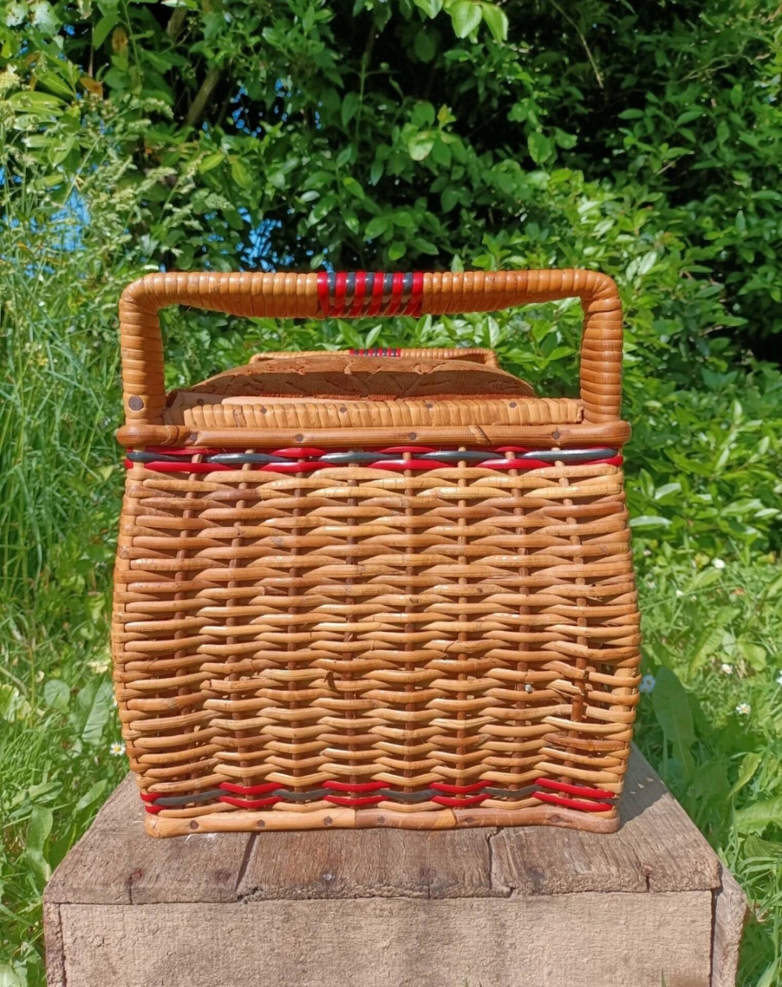Retro stool chest