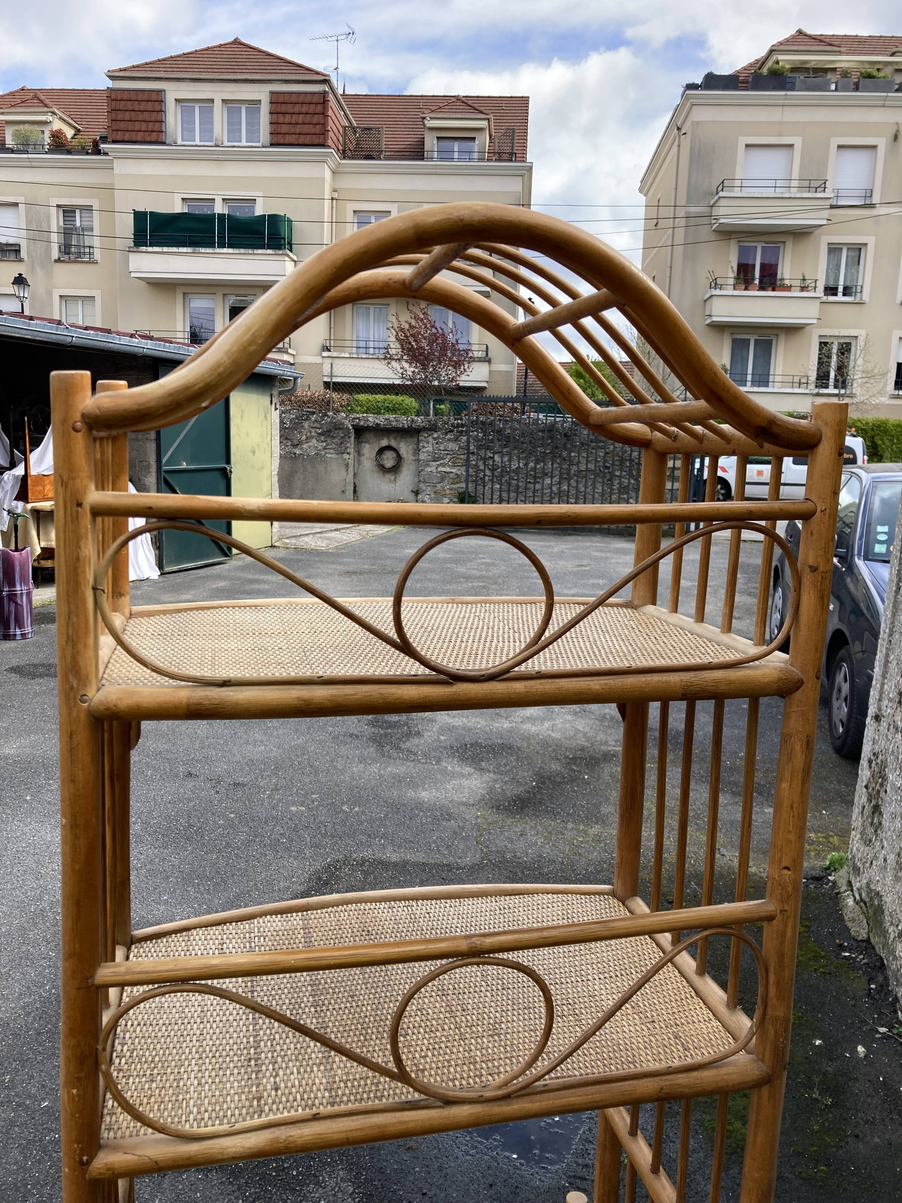 Rattan furniture for veranda.