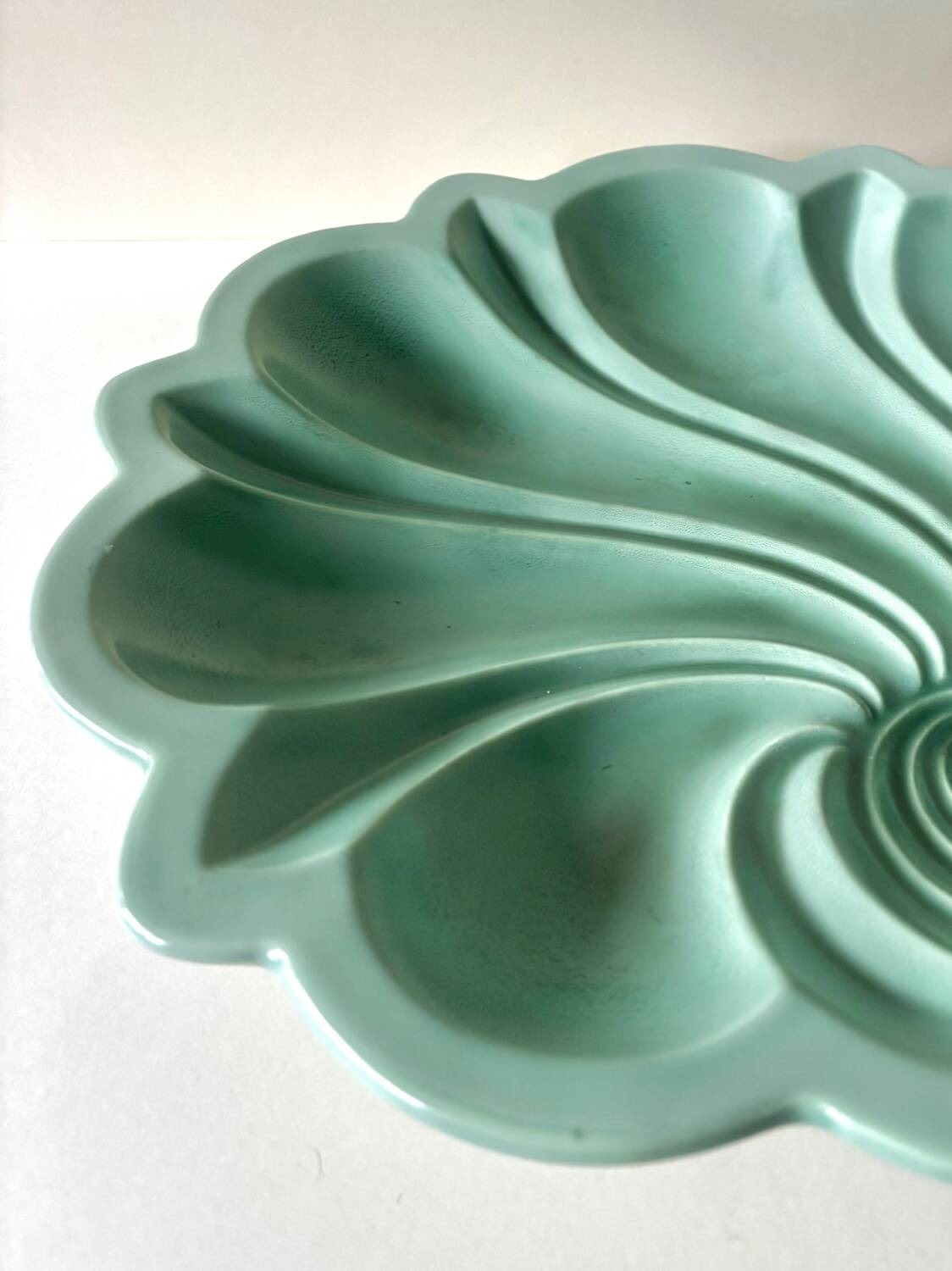 Grand Plat Celadón  pour Gefle Porslinsfabrik 1930s