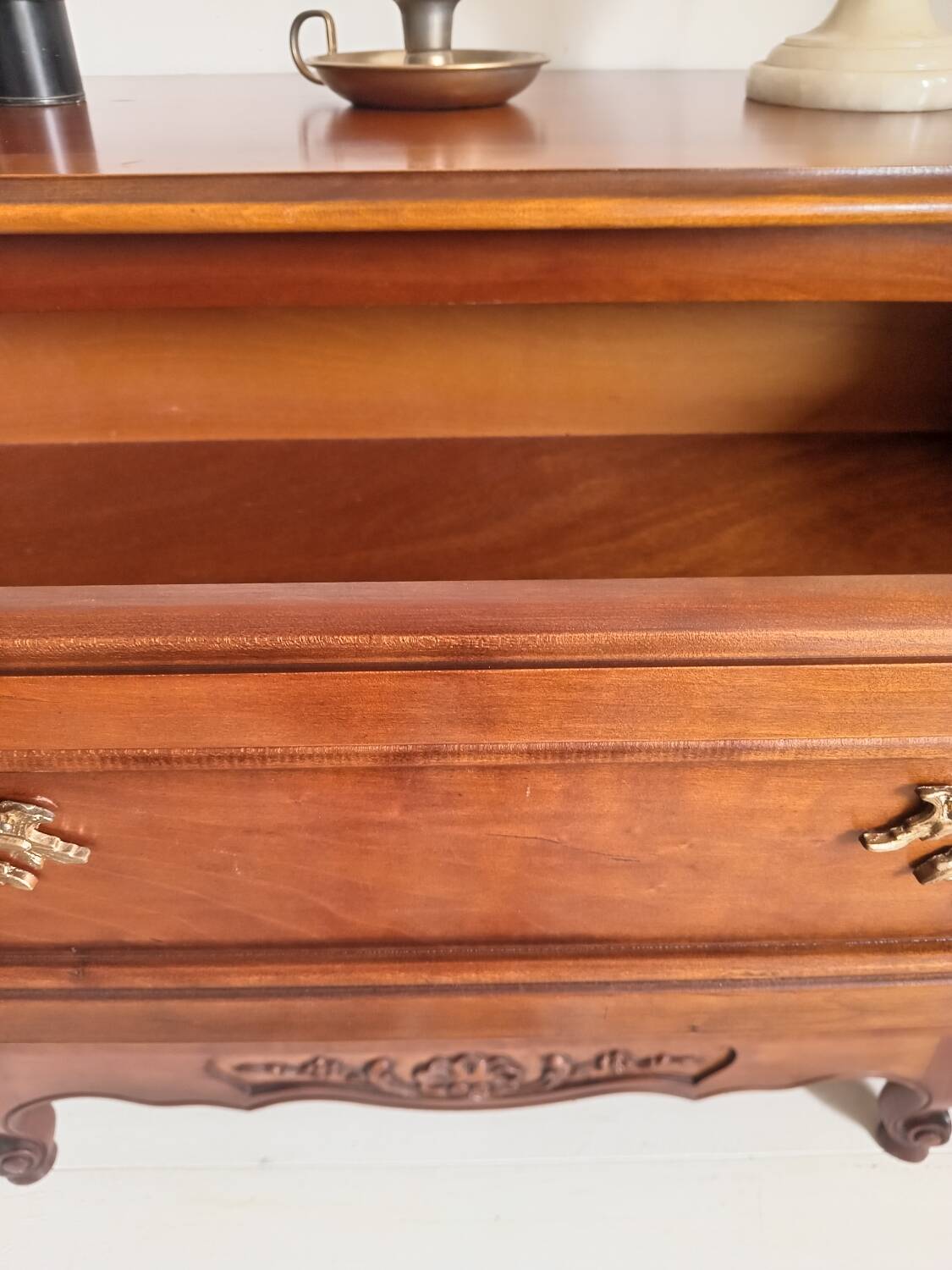 Cherrywood chest of drawers