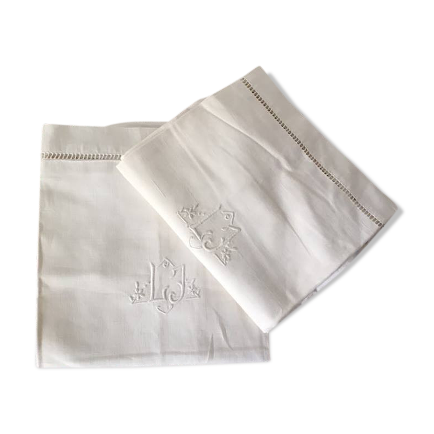 Pair of pillow cases pillow d old monogrammed L D.