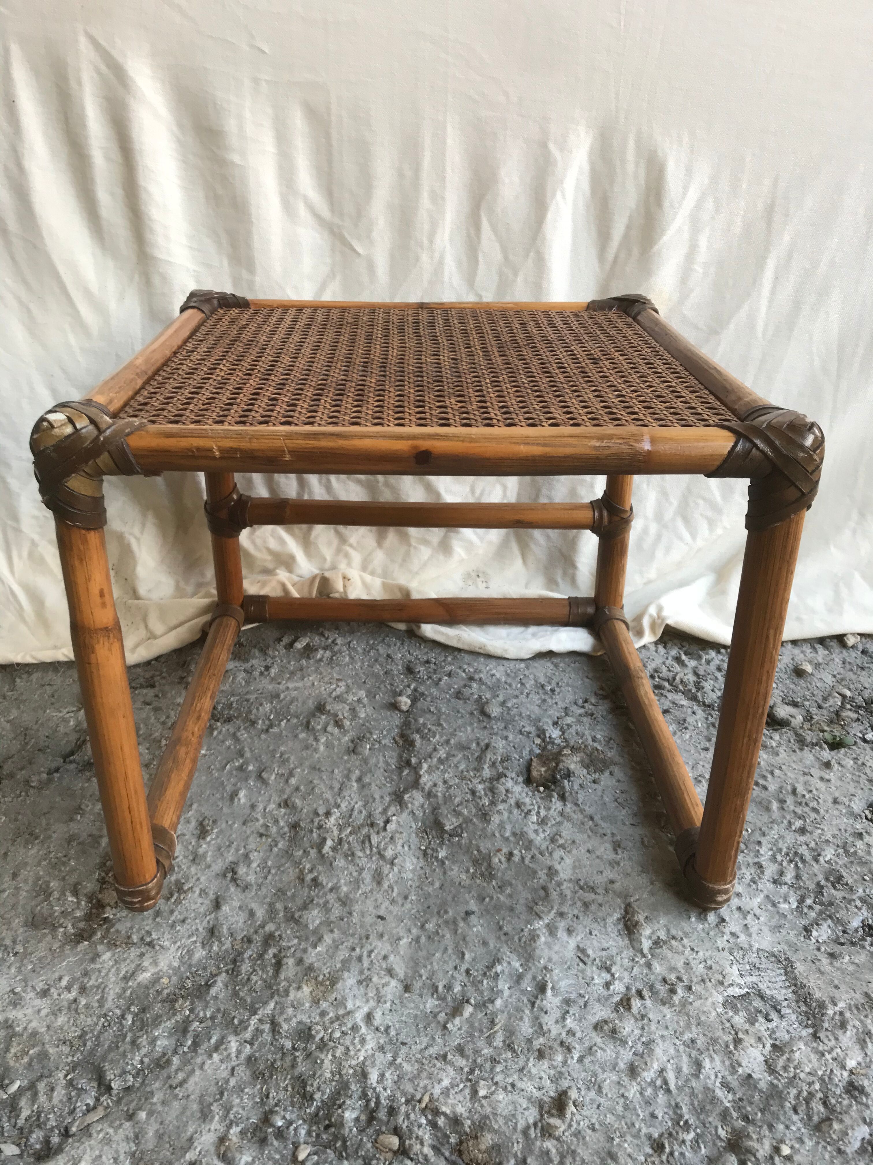 Rattan coffee table 60