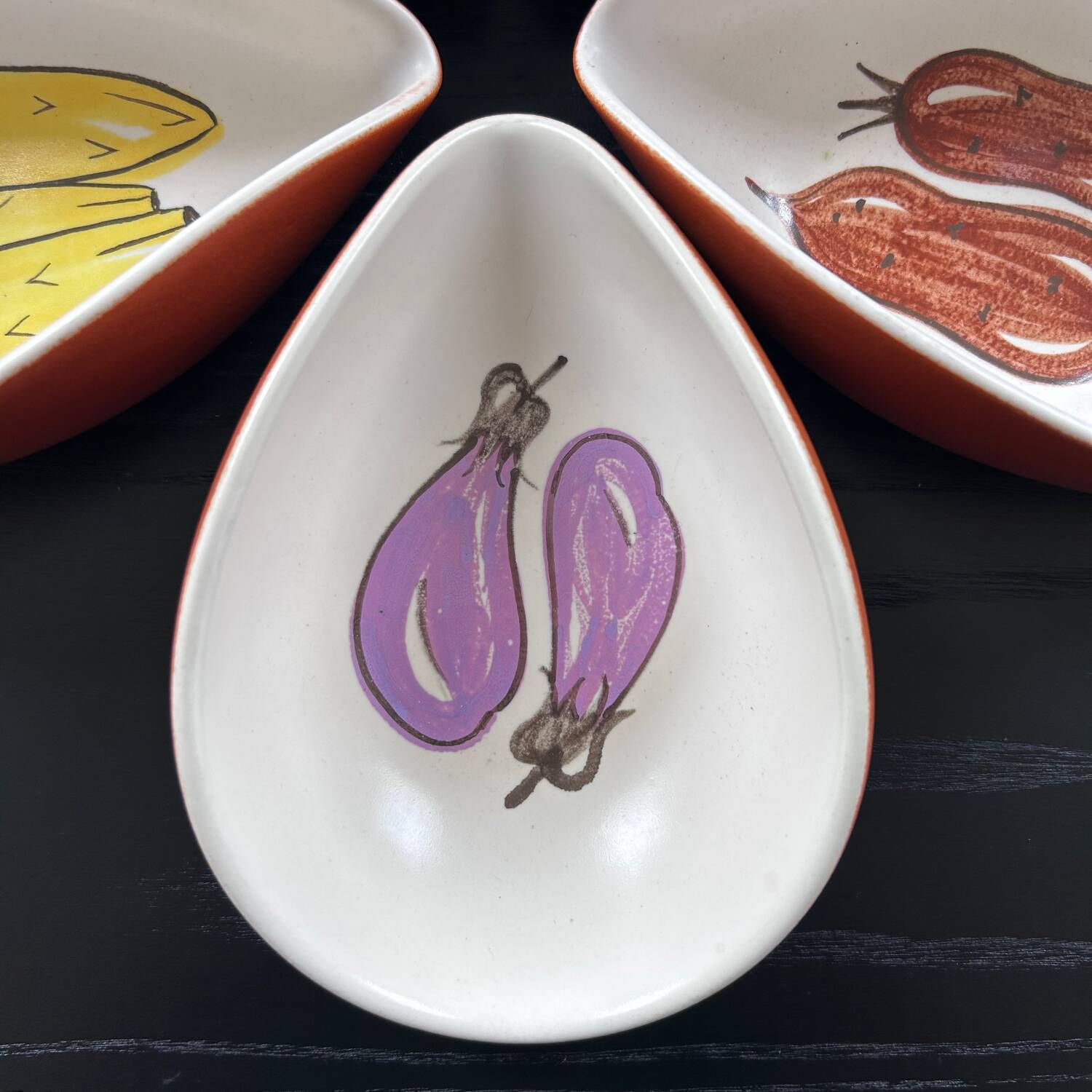 Service de 5 coupelles décor légumes