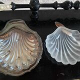 Shell butter dish and its silver-plated knife
