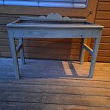 Retro swivel table