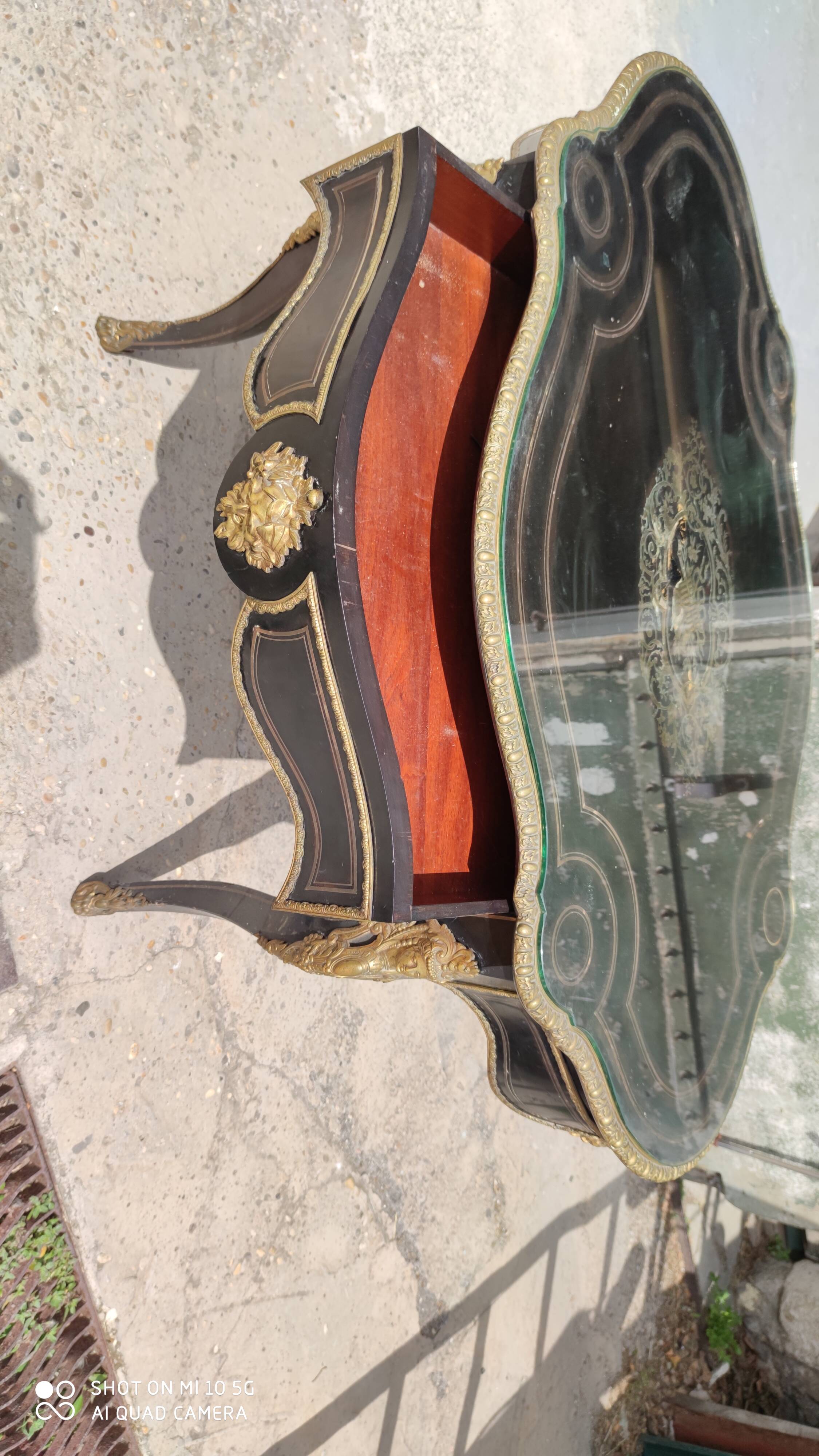 Table desk middle marquetry called "Boulle" napoleon III era